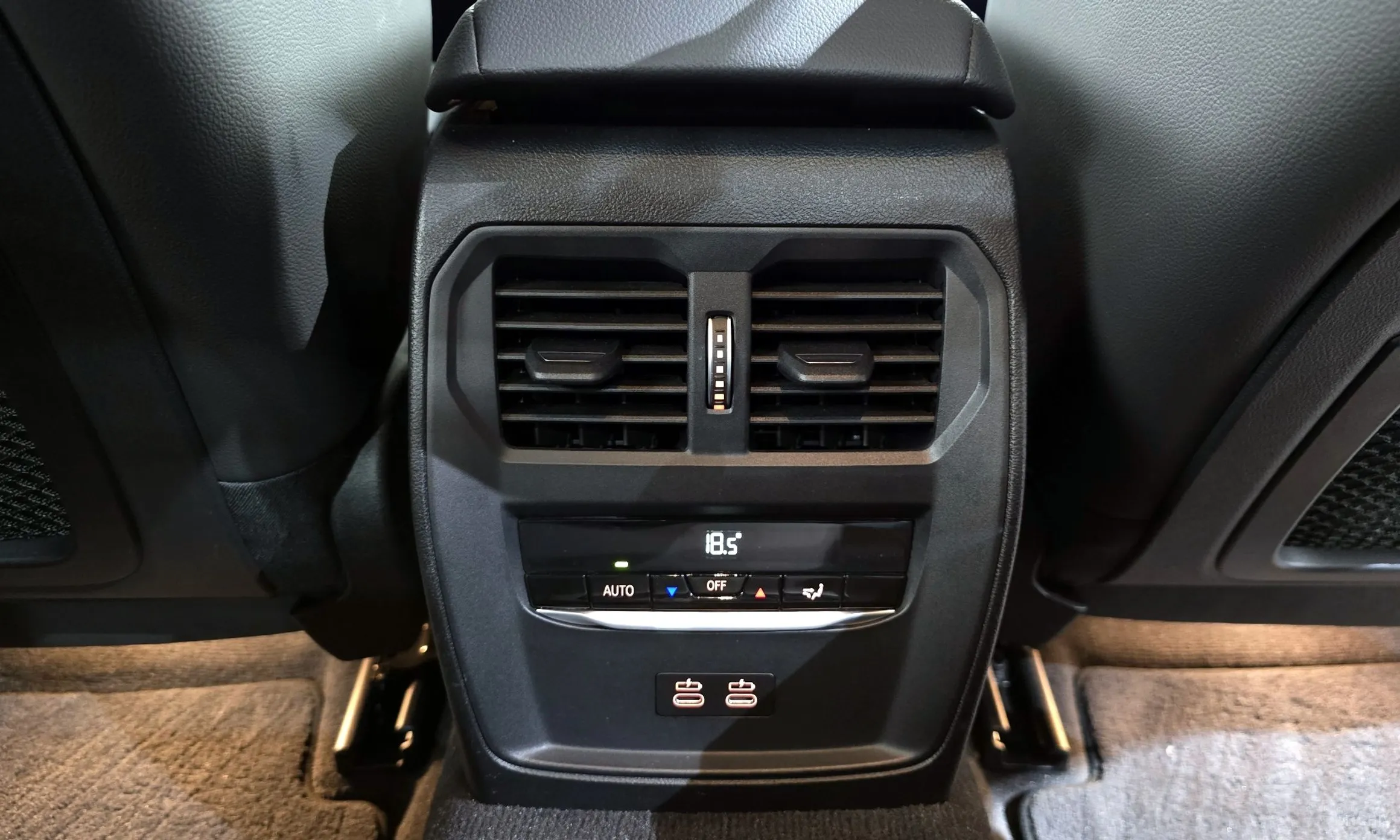 BMW 3 Series (G20) превью 19