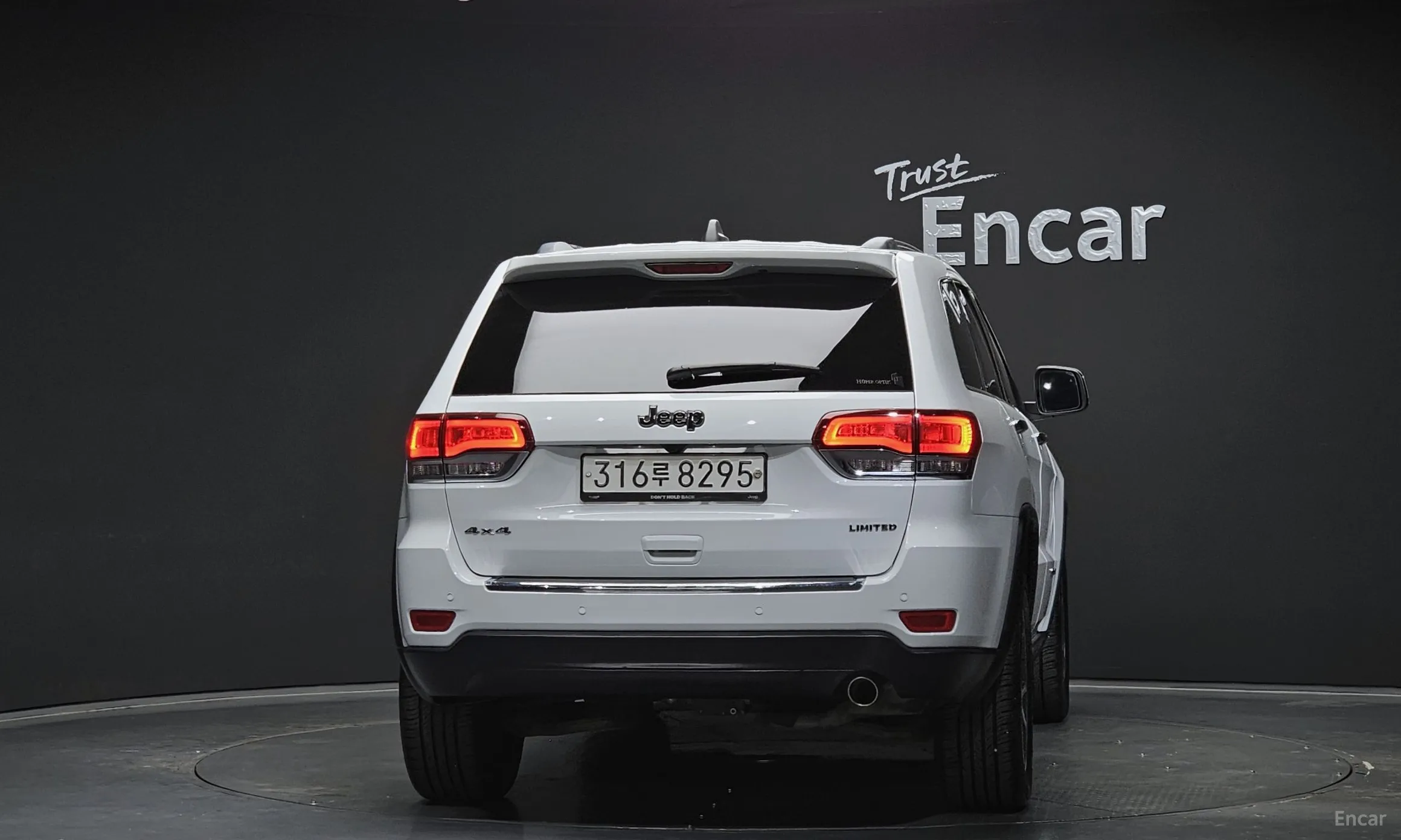 Jeep Grand Cherokee превью 4