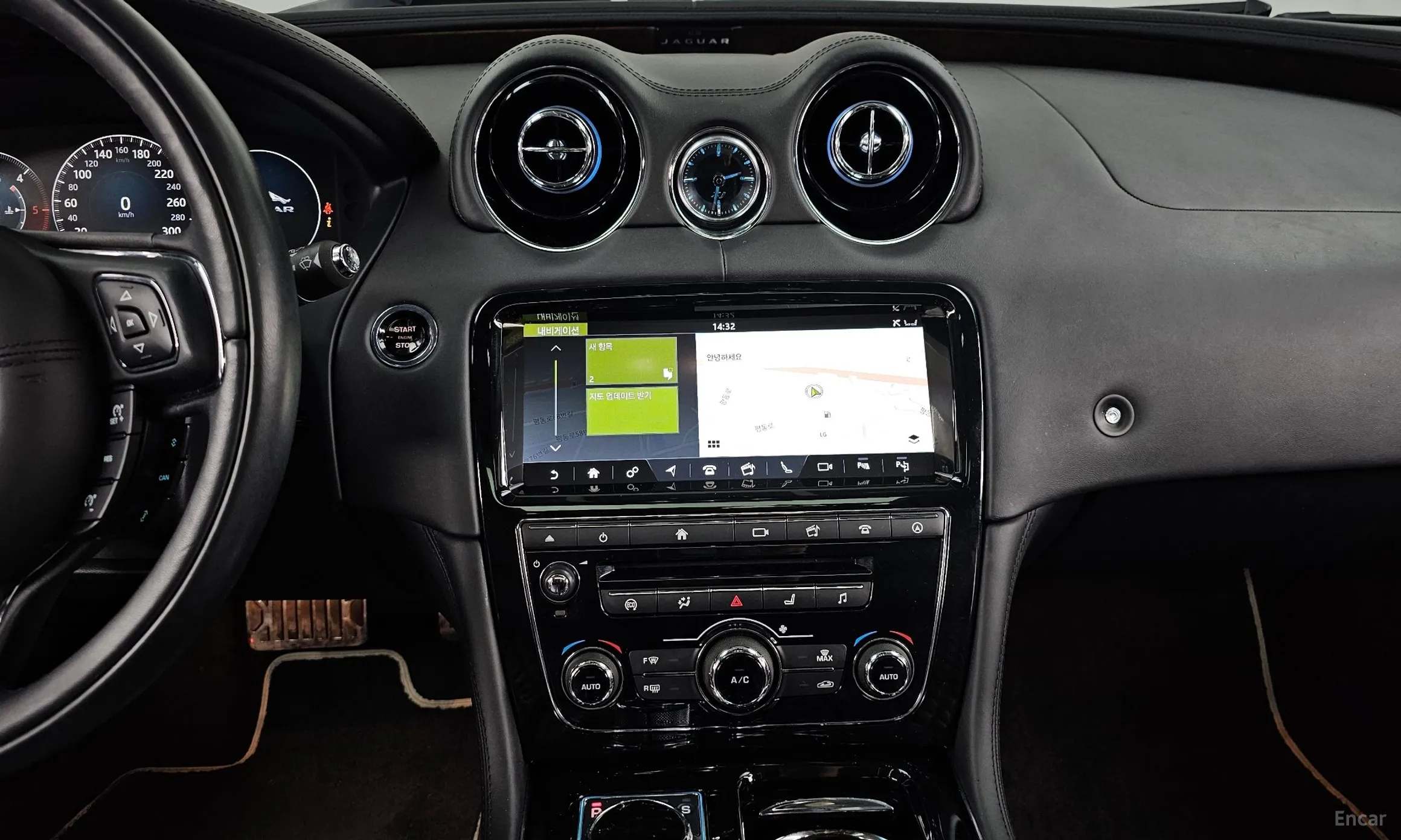 Jaguar All New XJ превью 15