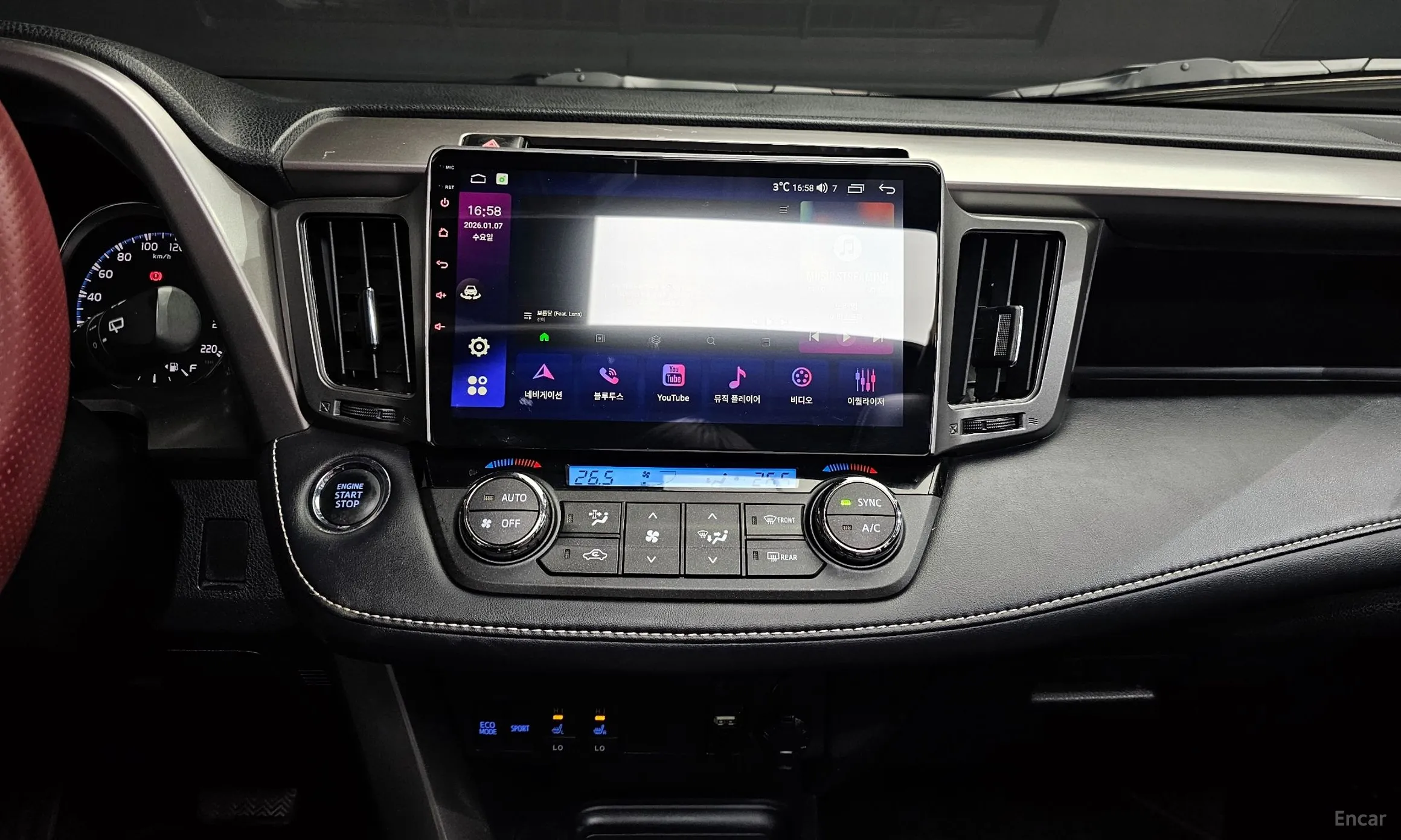 Toyota RAV4 превью 19