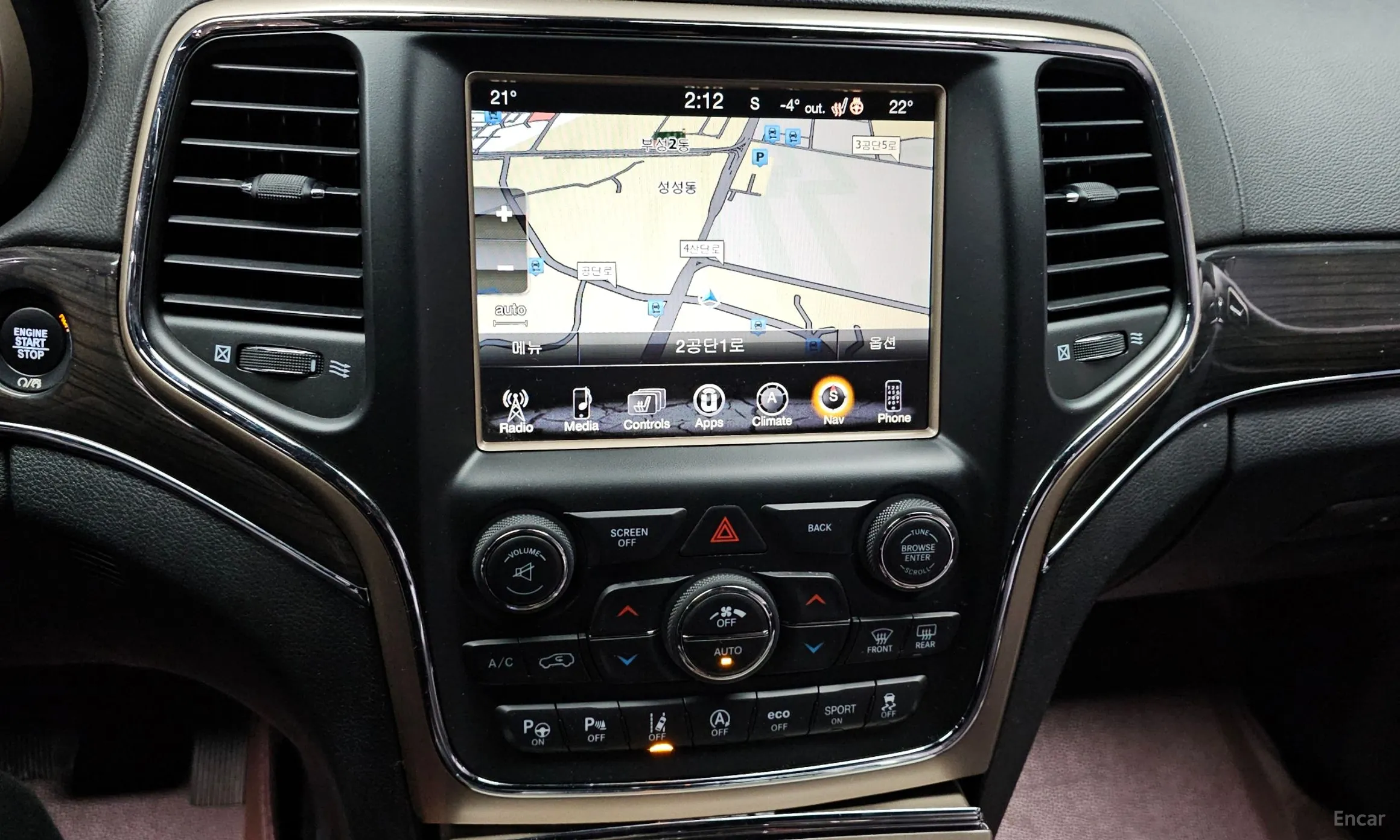Jeep Grand Cherokee превью 15