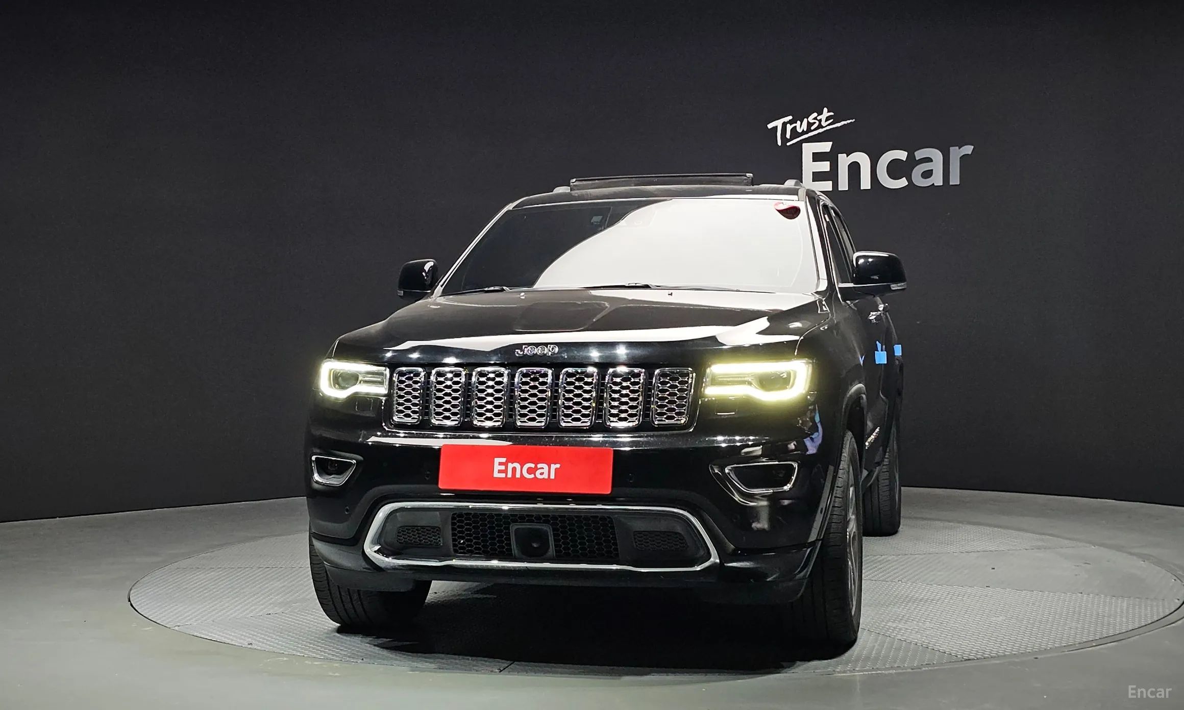 Jeep Grand Cherokee превью 3