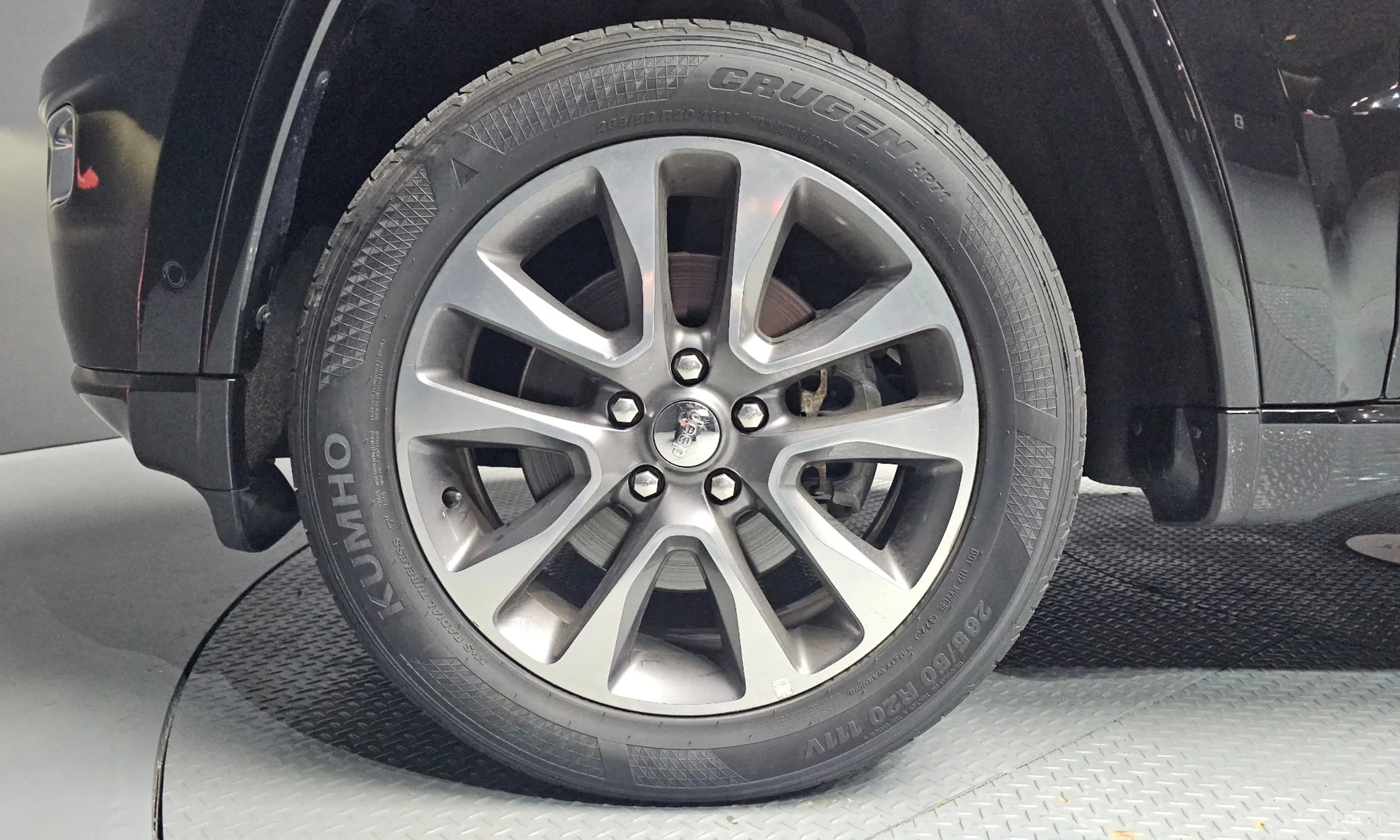 Jeep Grand Cherokee превью 5