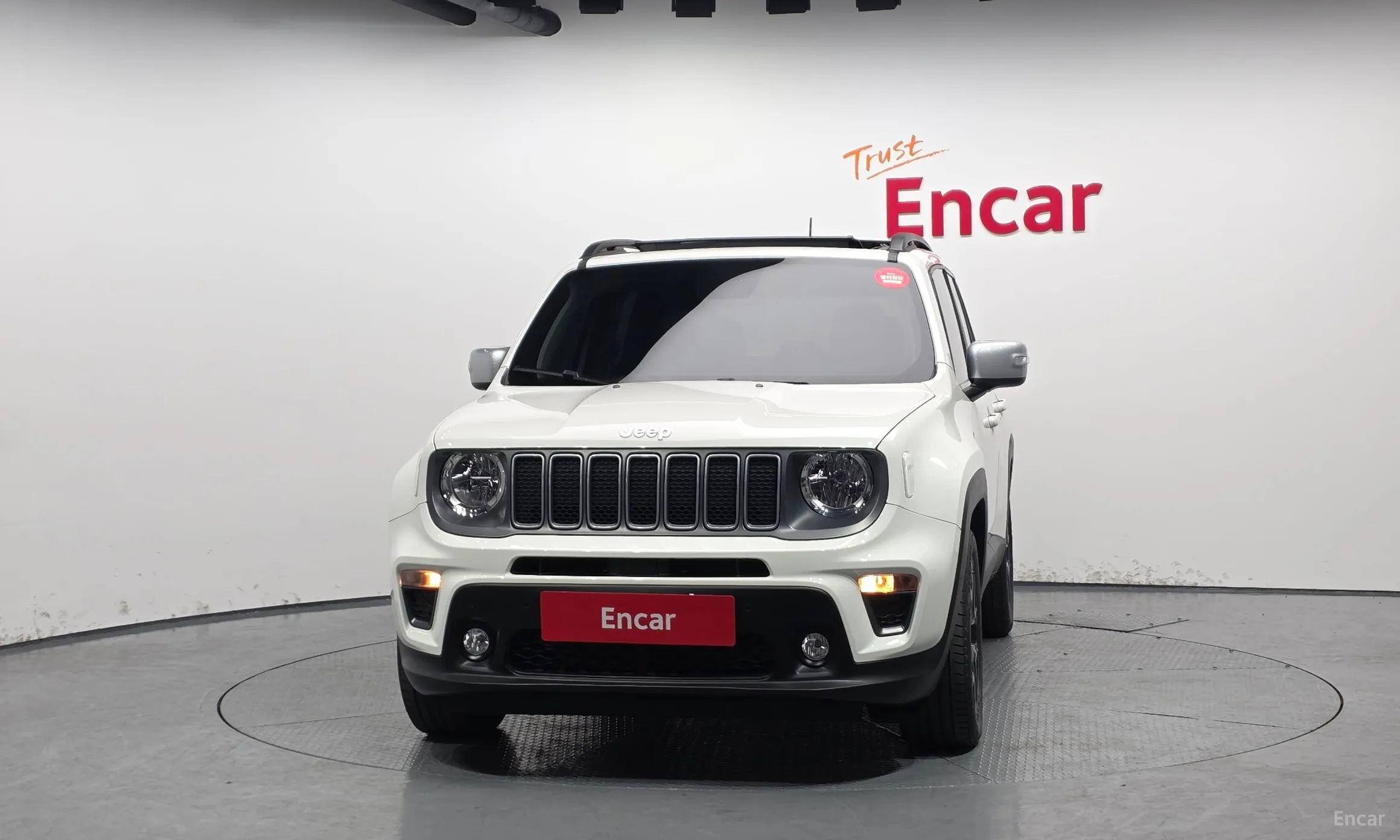 Jeep Renegade превью 3