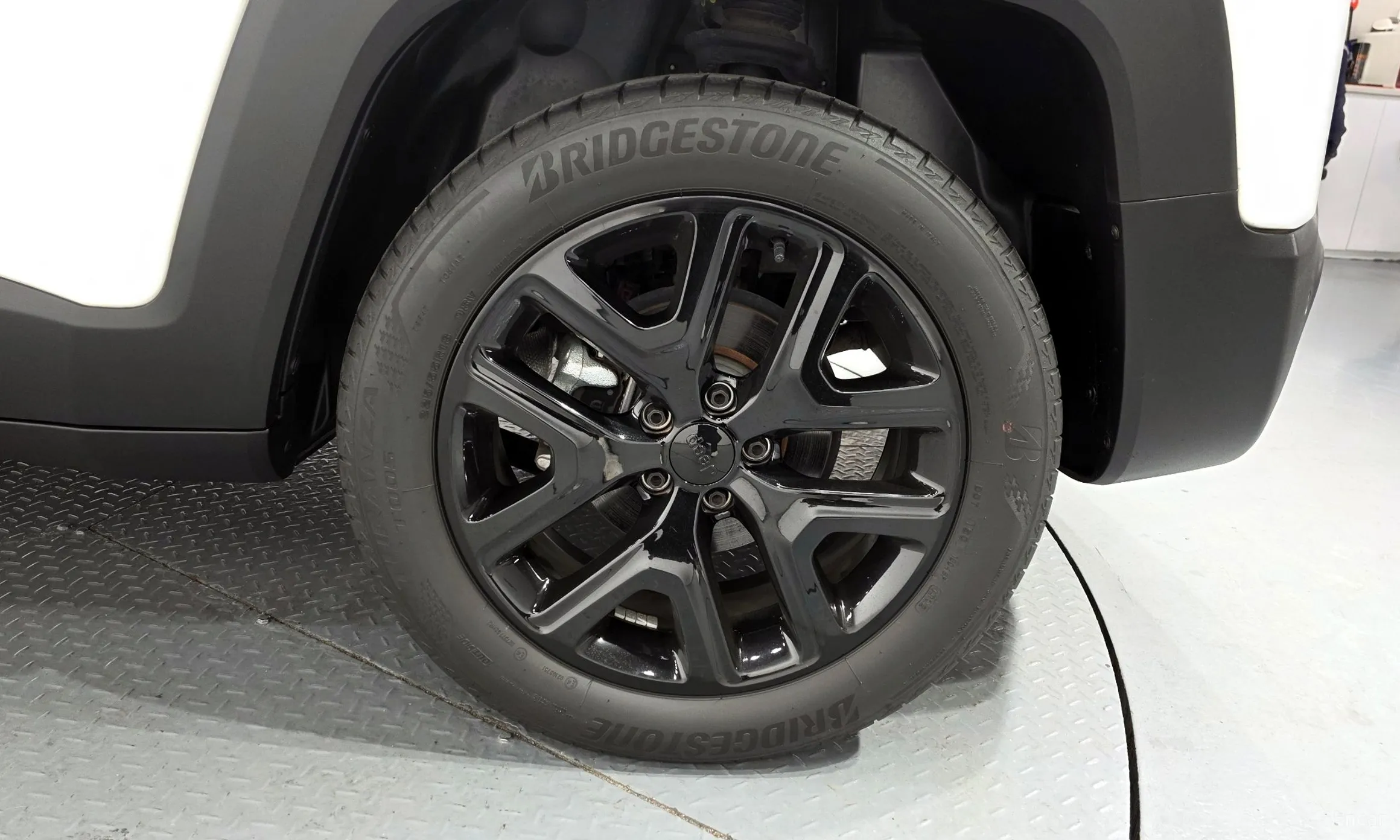 Jeep Renegade превью 5