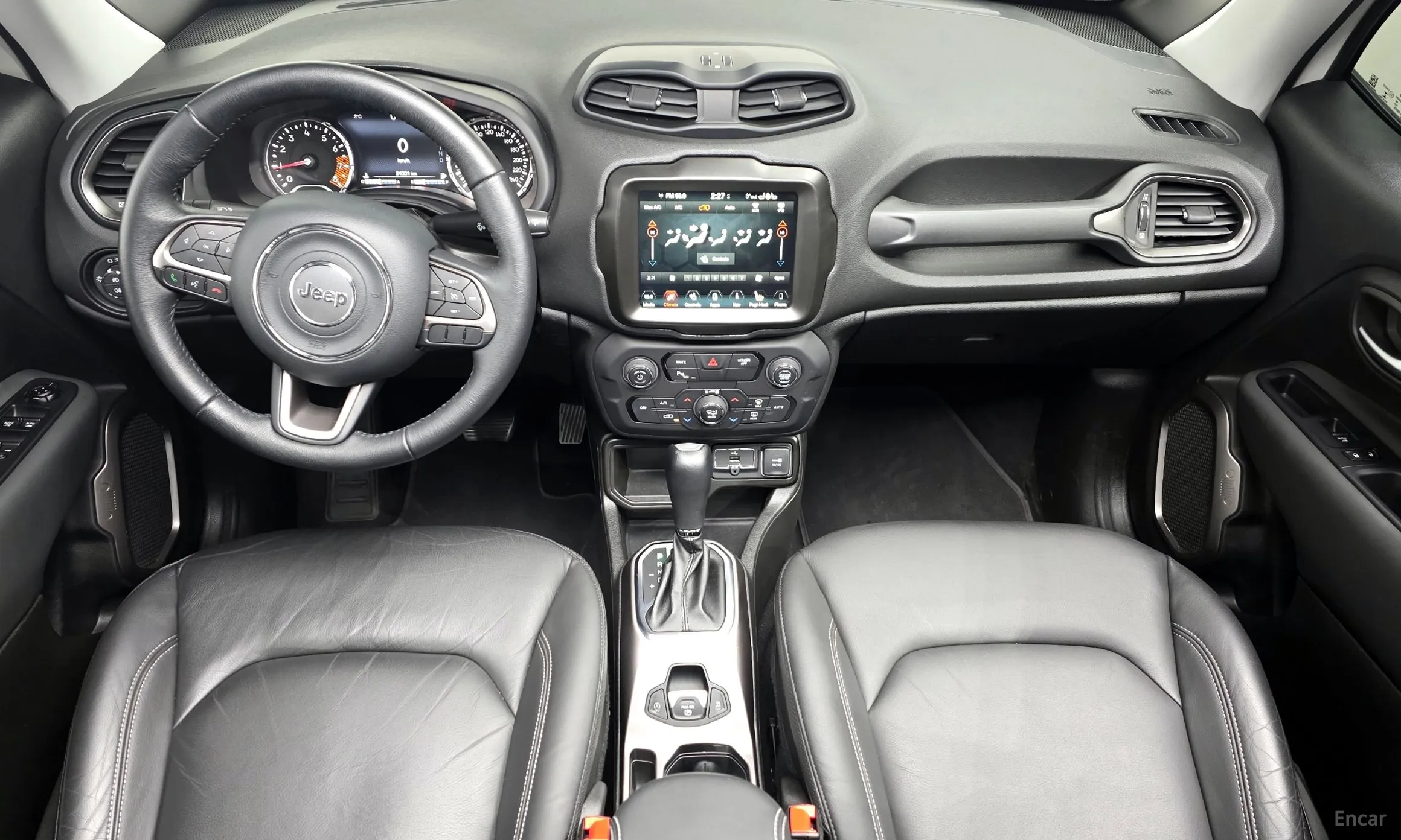 Jeep Renegade превью 7