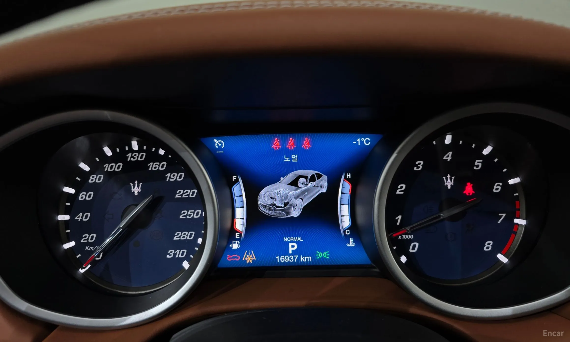 Maserati Ghibli превью 8