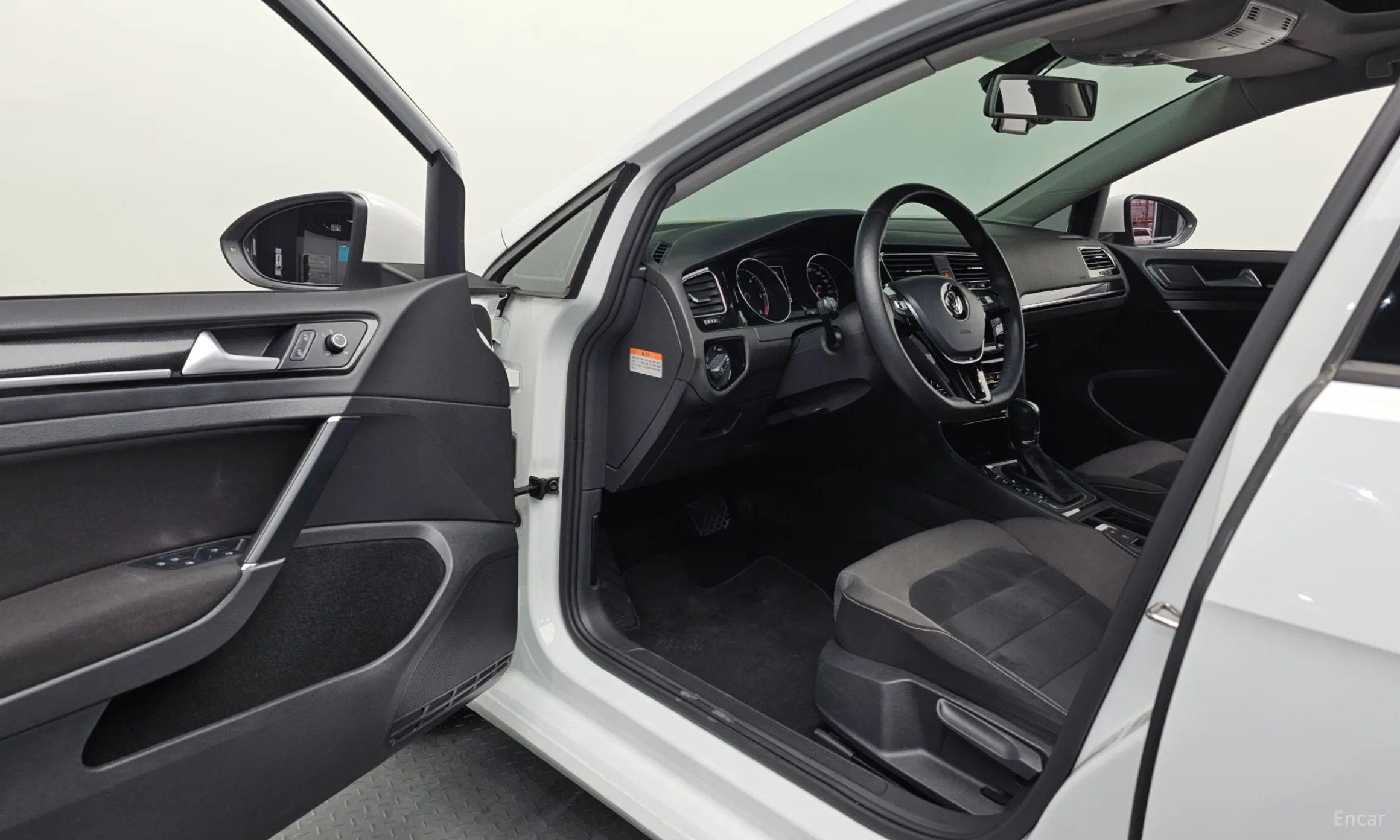 Volkswagen Golf 7th Generation превью 10