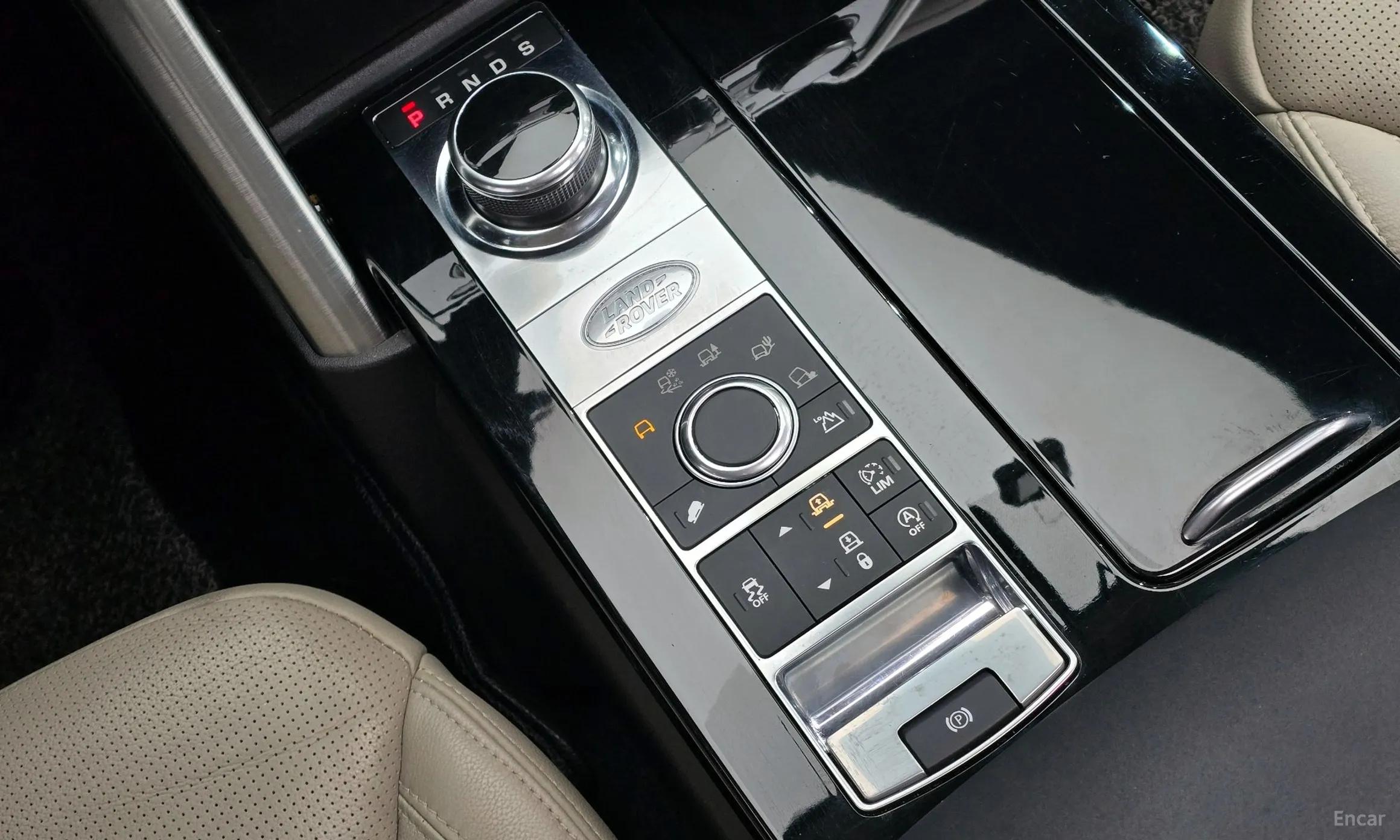 Land Rover Discovery 5 превью 9