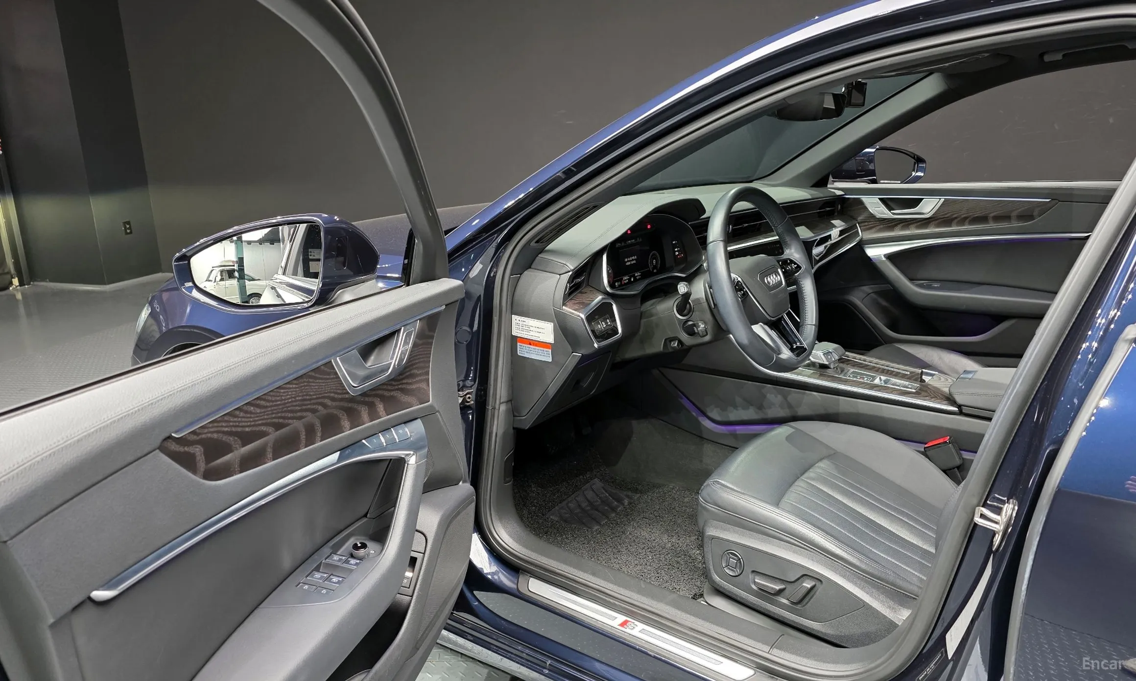 Audi A6 (C8) превью 11