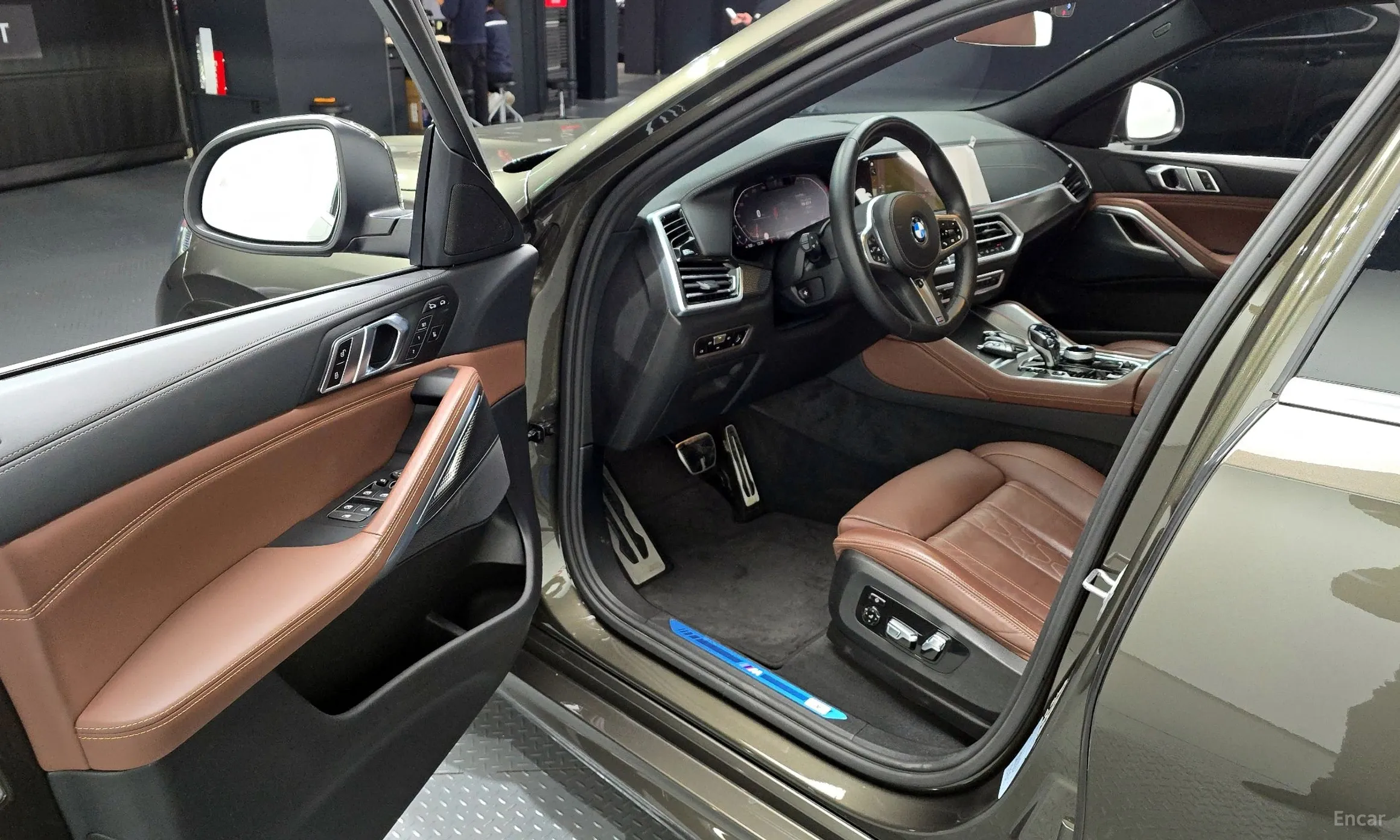 BMW X6 (G06) превью 10