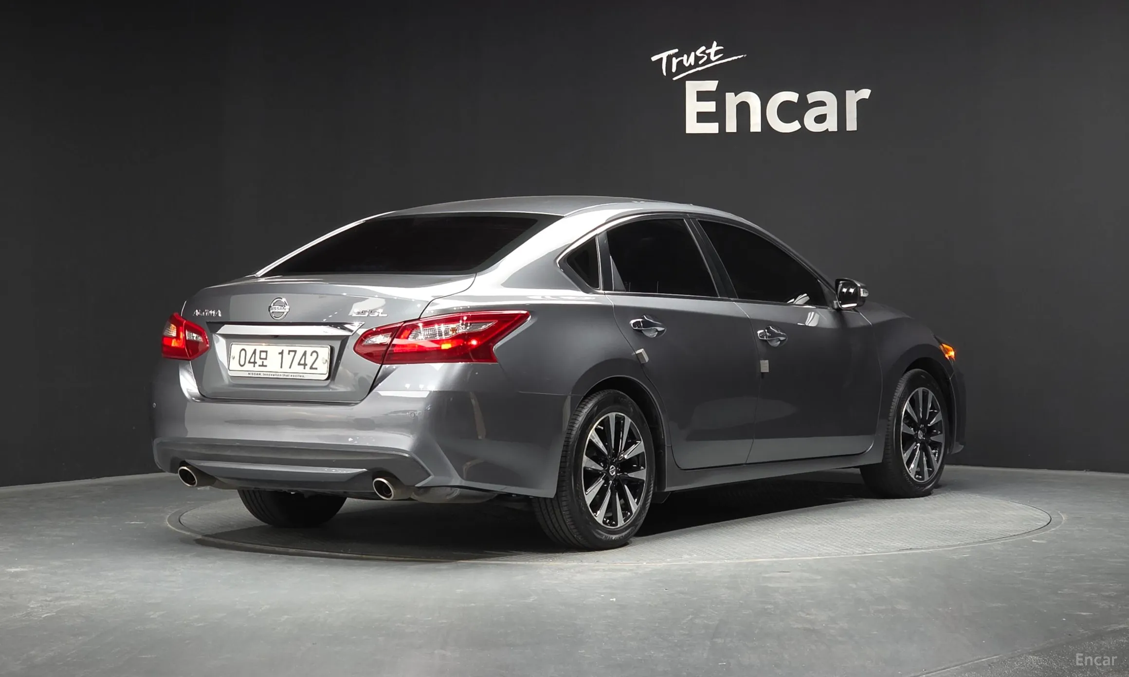 Nissan Altima превью 2