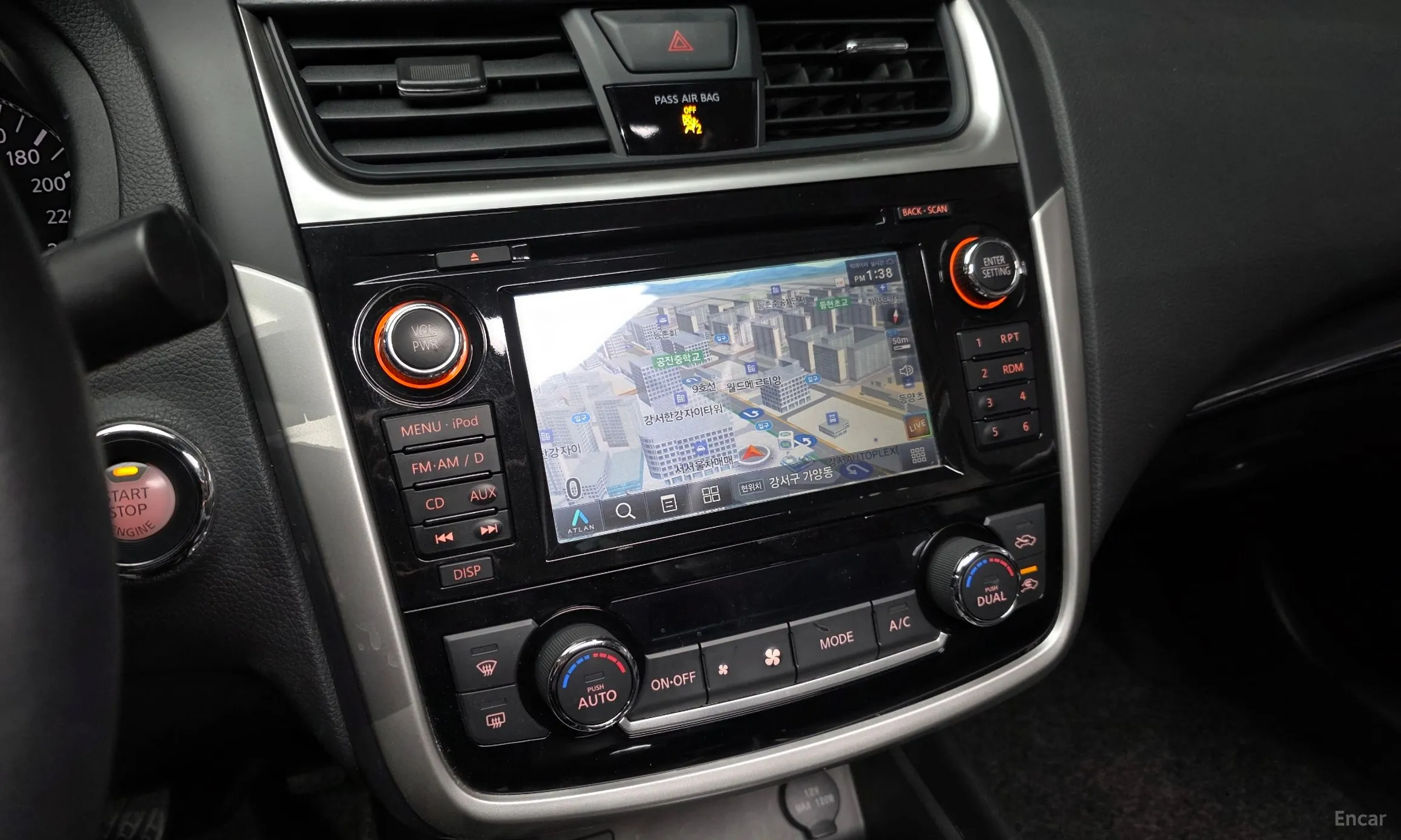 Nissan Altima превью 16