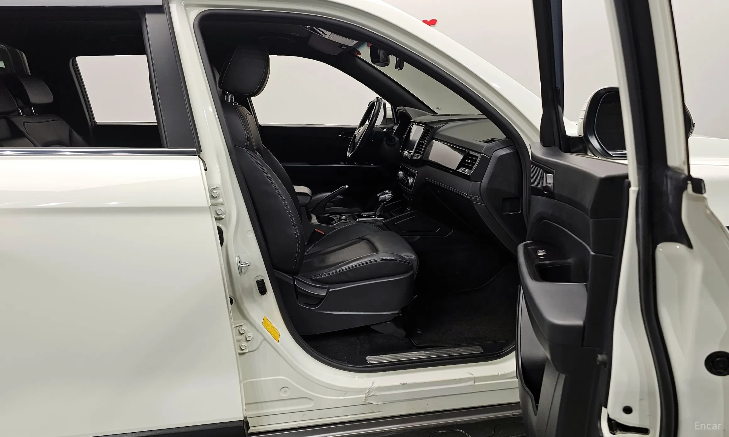 KG Mobility (SsangYong) Rexton Sports Khan превью 11