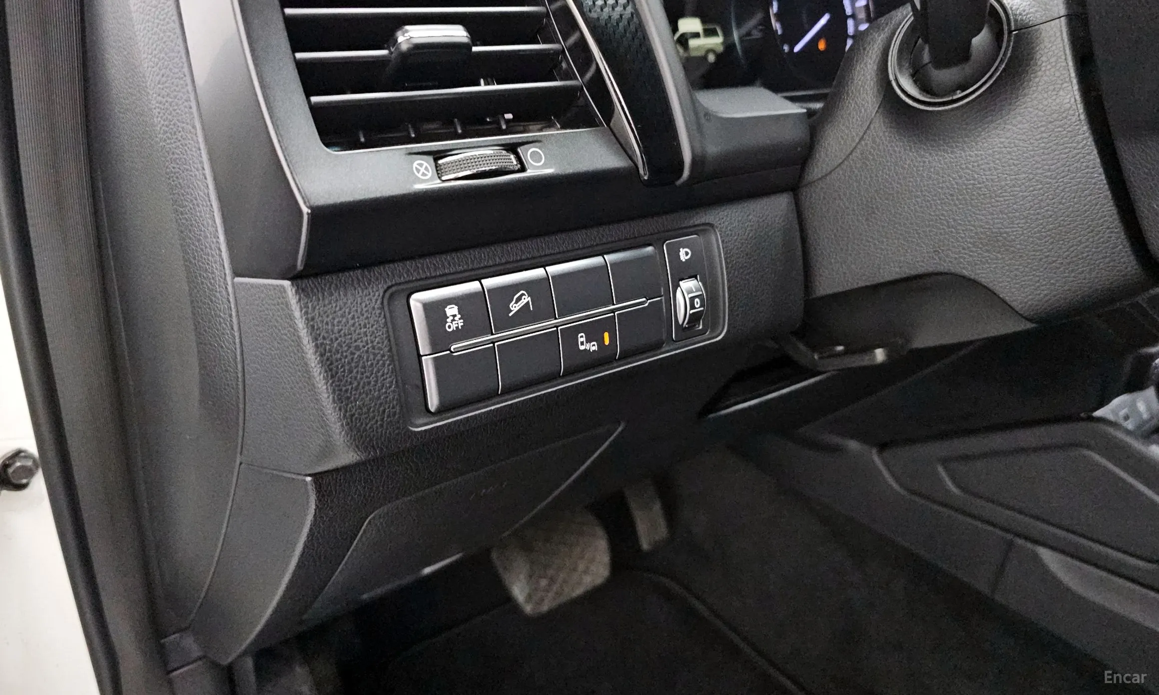 KG Mobility (SsangYong) Rexton Sports Khan превью 17