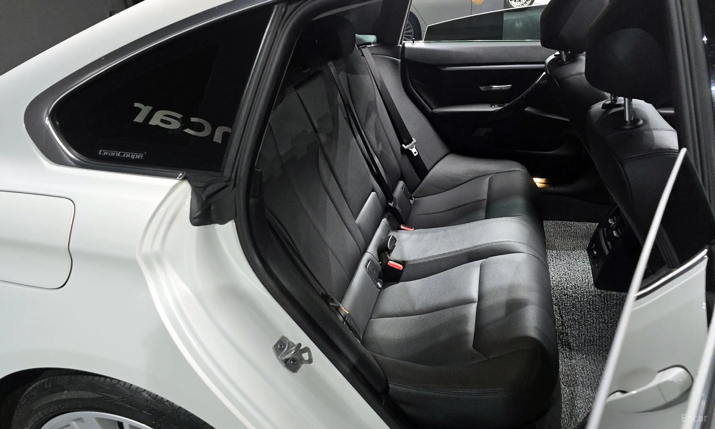 BMW Series 4 (F32) превью 12