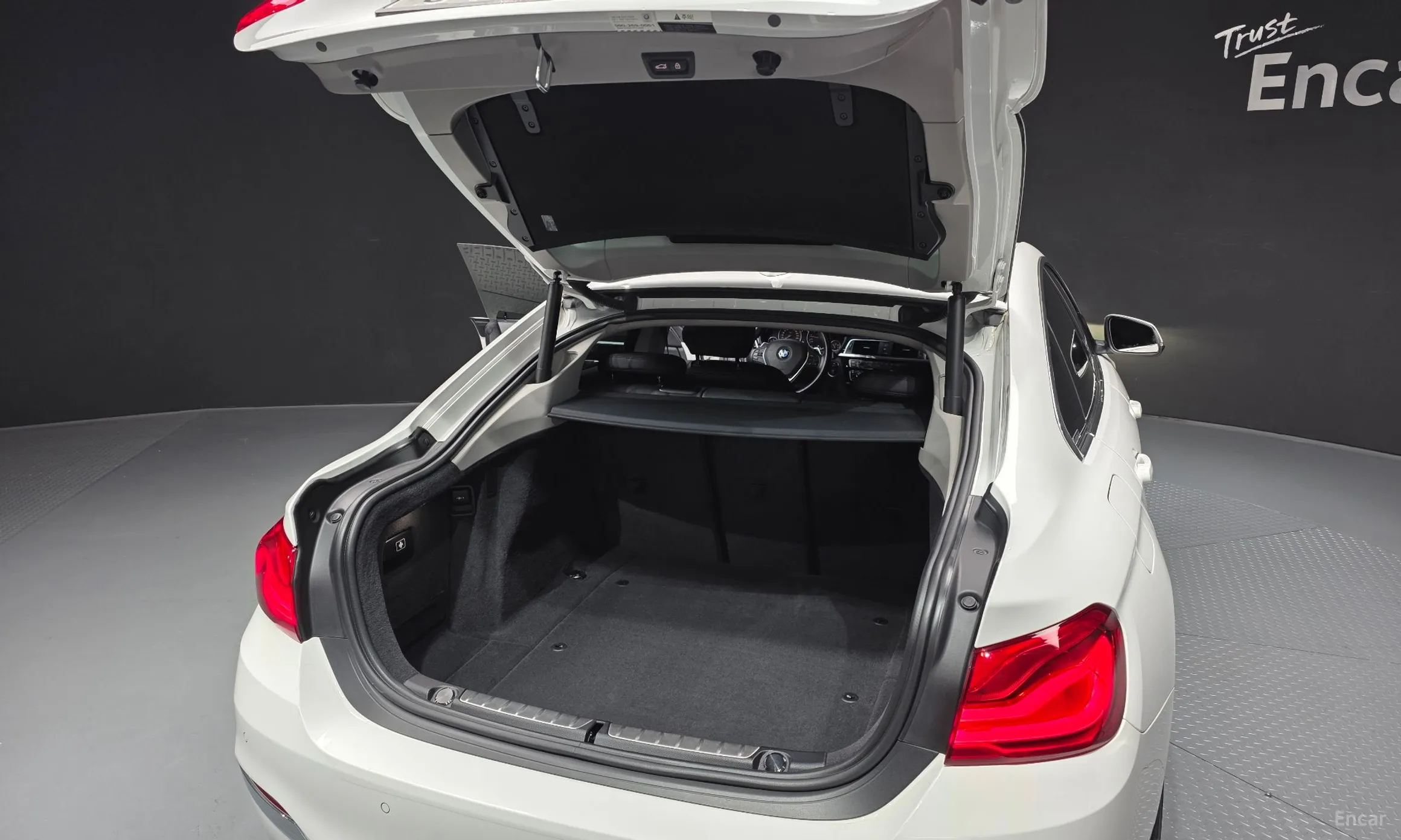 BMW Series 4 (F32) превью 20
