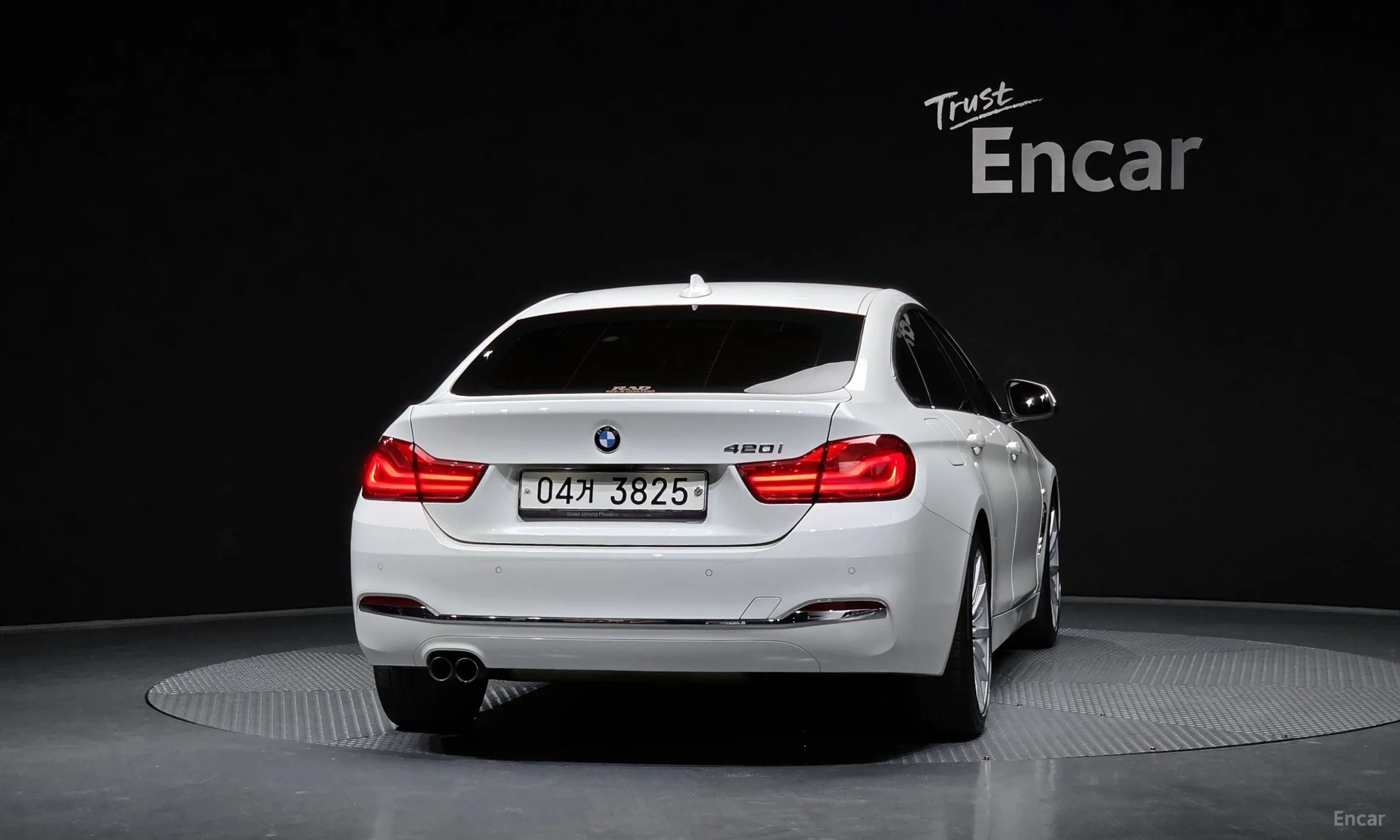 BMW Series 4 (F32) превью 4
