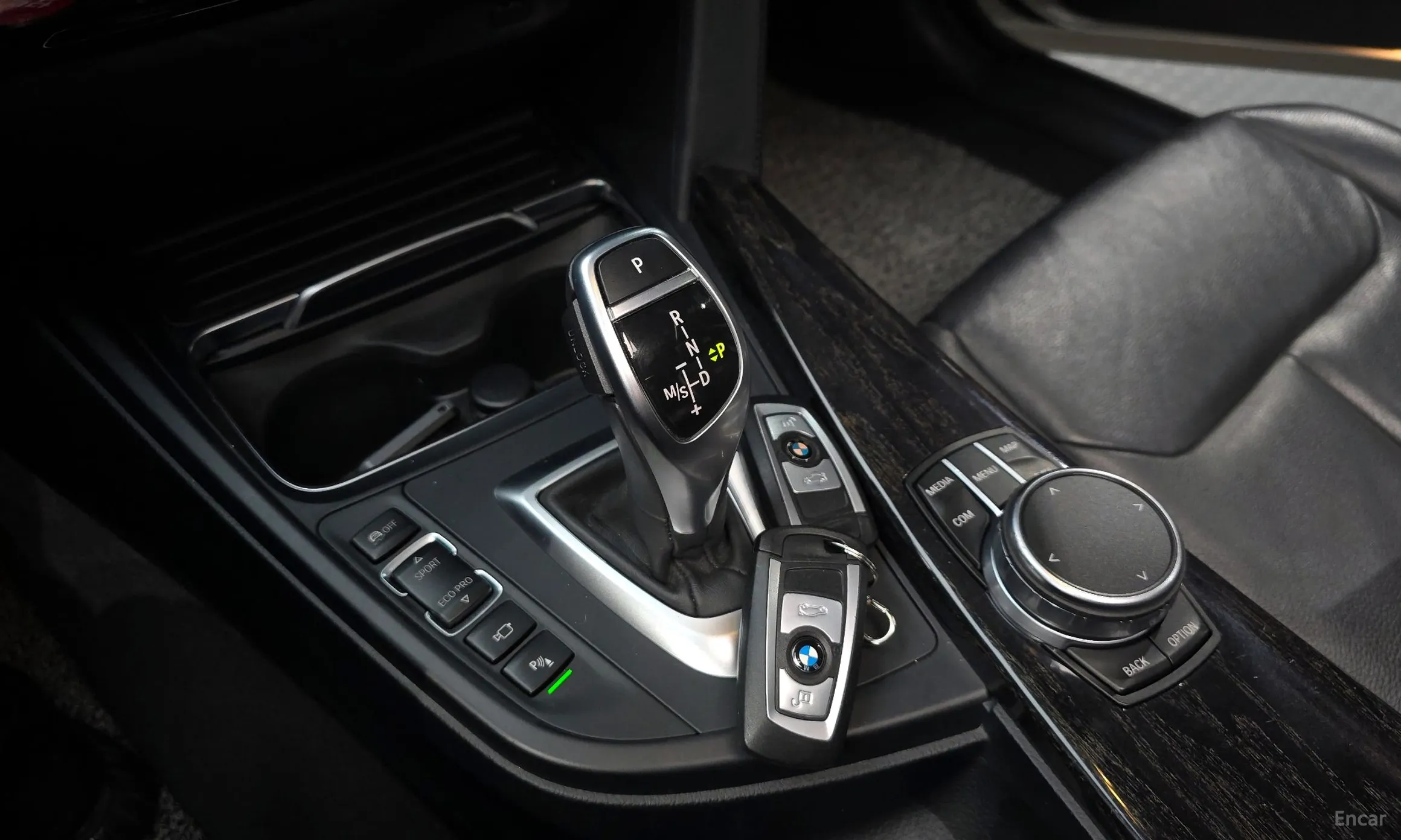BMW Series 4 (F32) превью 9