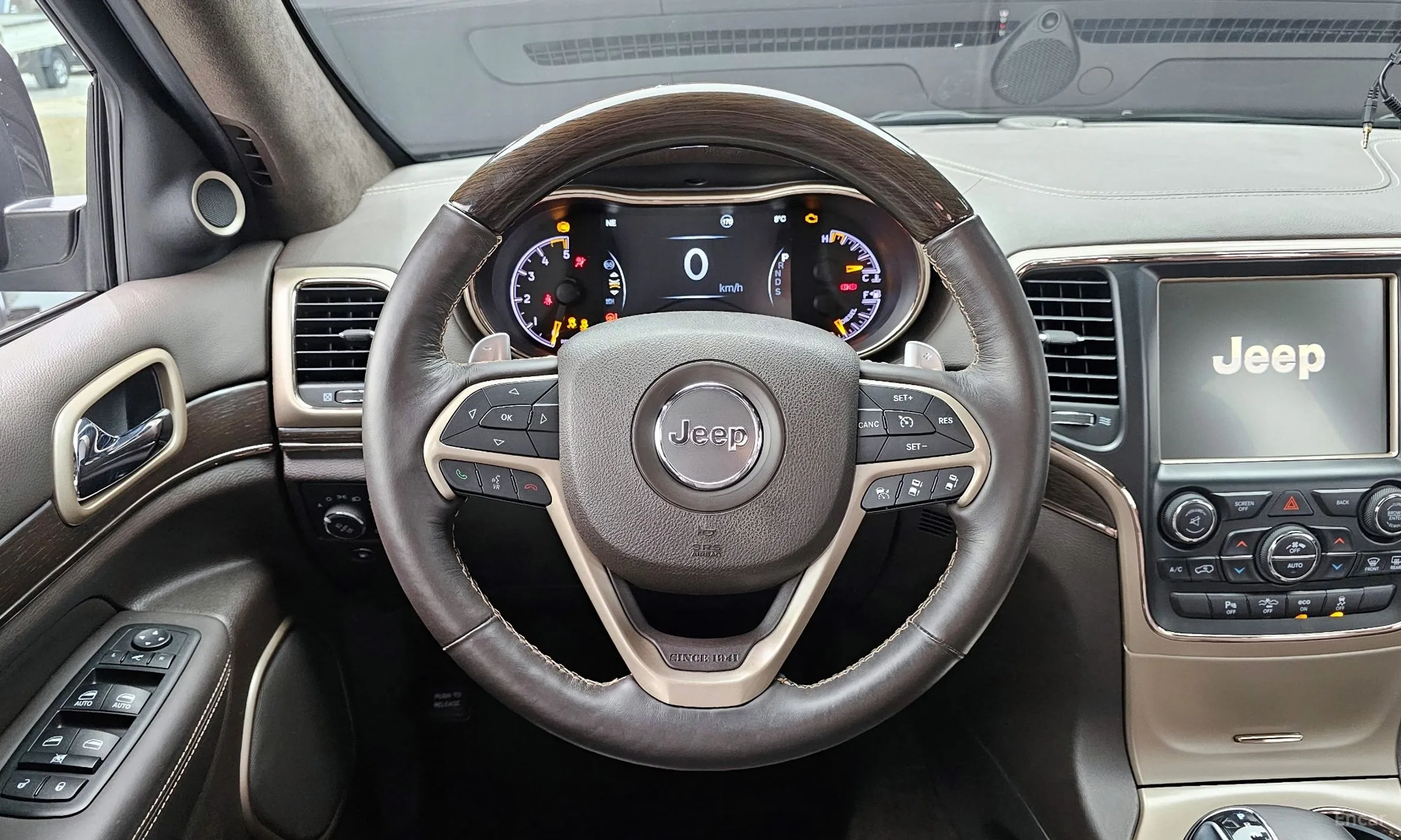 Jeep Grand Cherokee превью 13