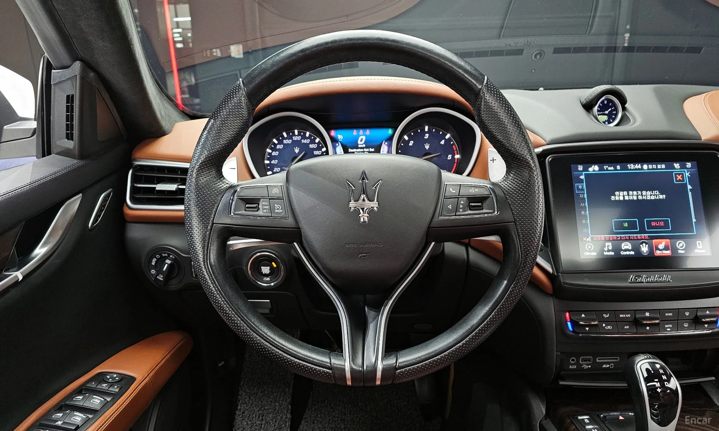 Maserati Ghibli превью 13