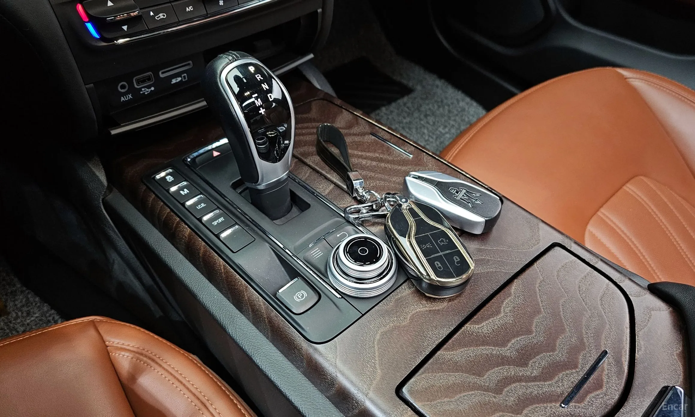 Maserati Ghibli превью 9