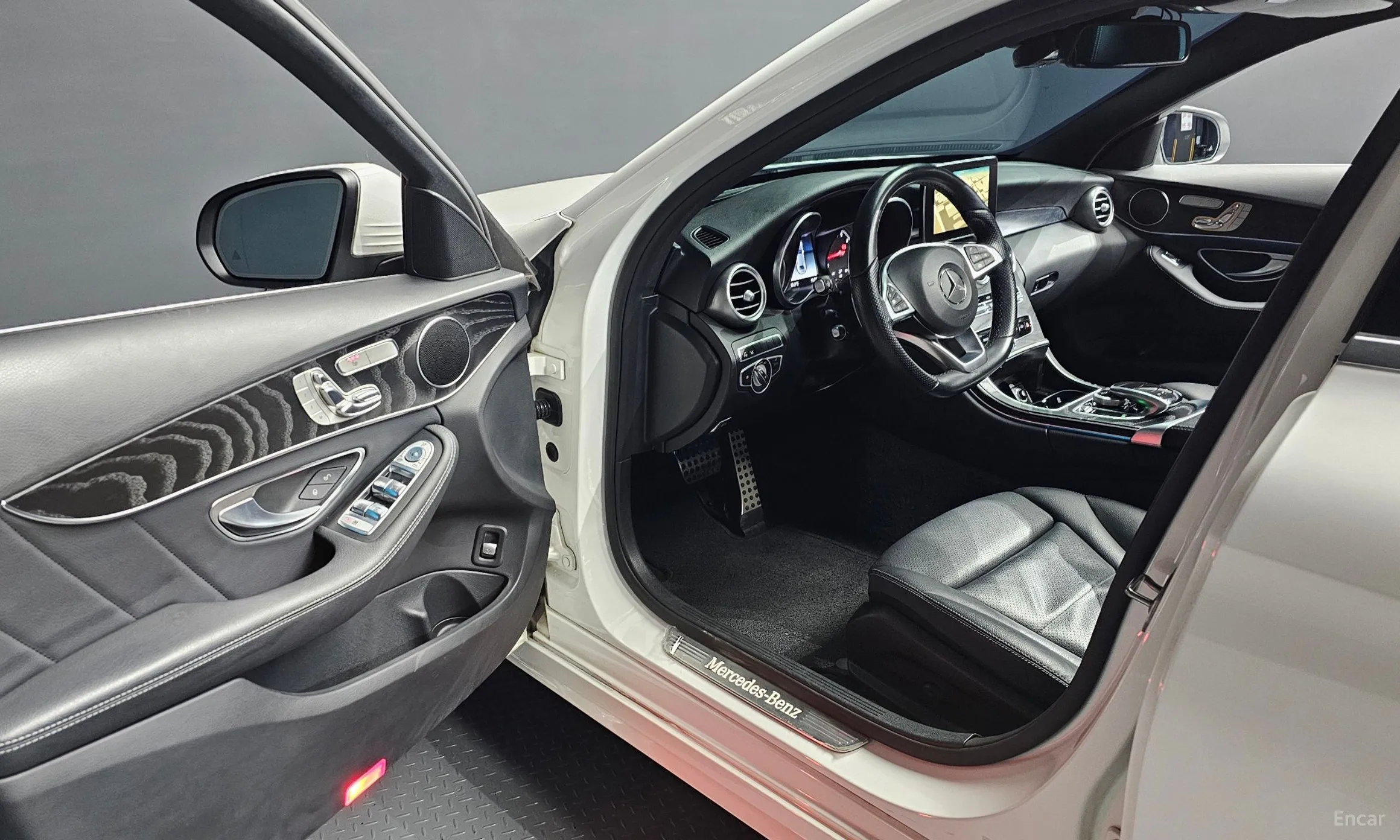 Mercedes Benz C-Class W205 превью 11
