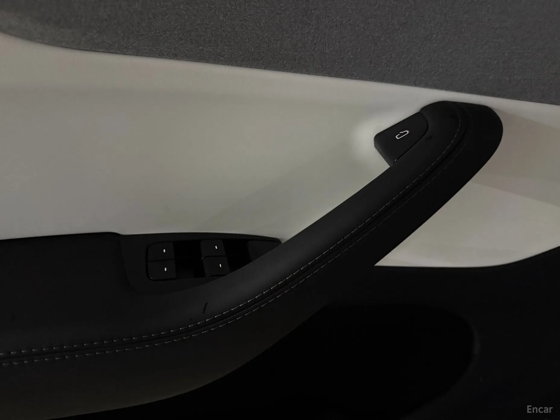 Tesla Model Y превью 12