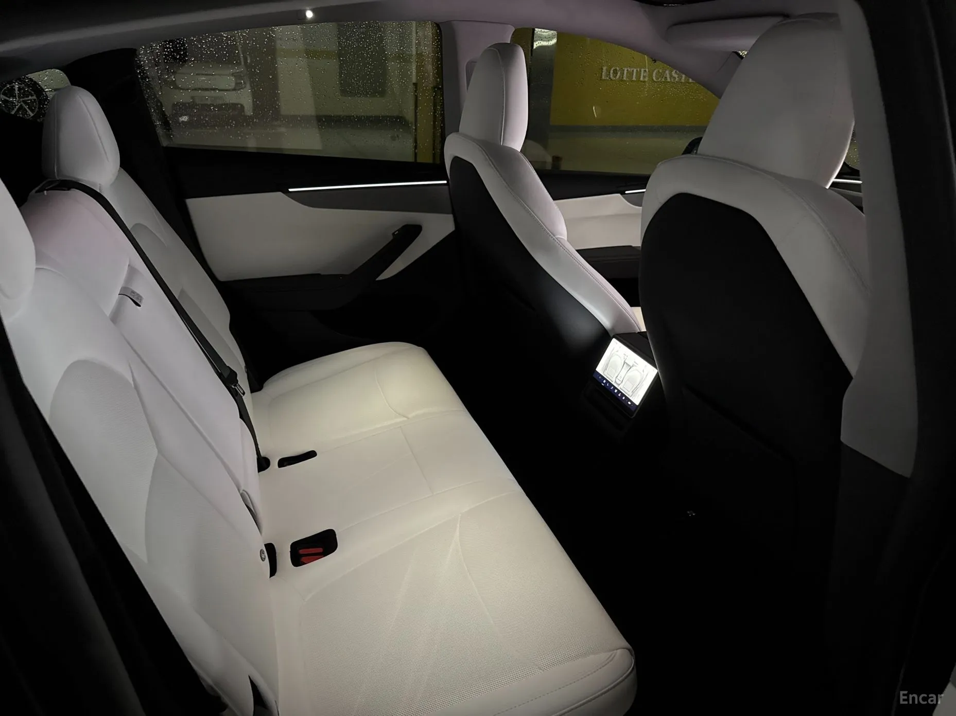 Tesla Model Y превью 16
