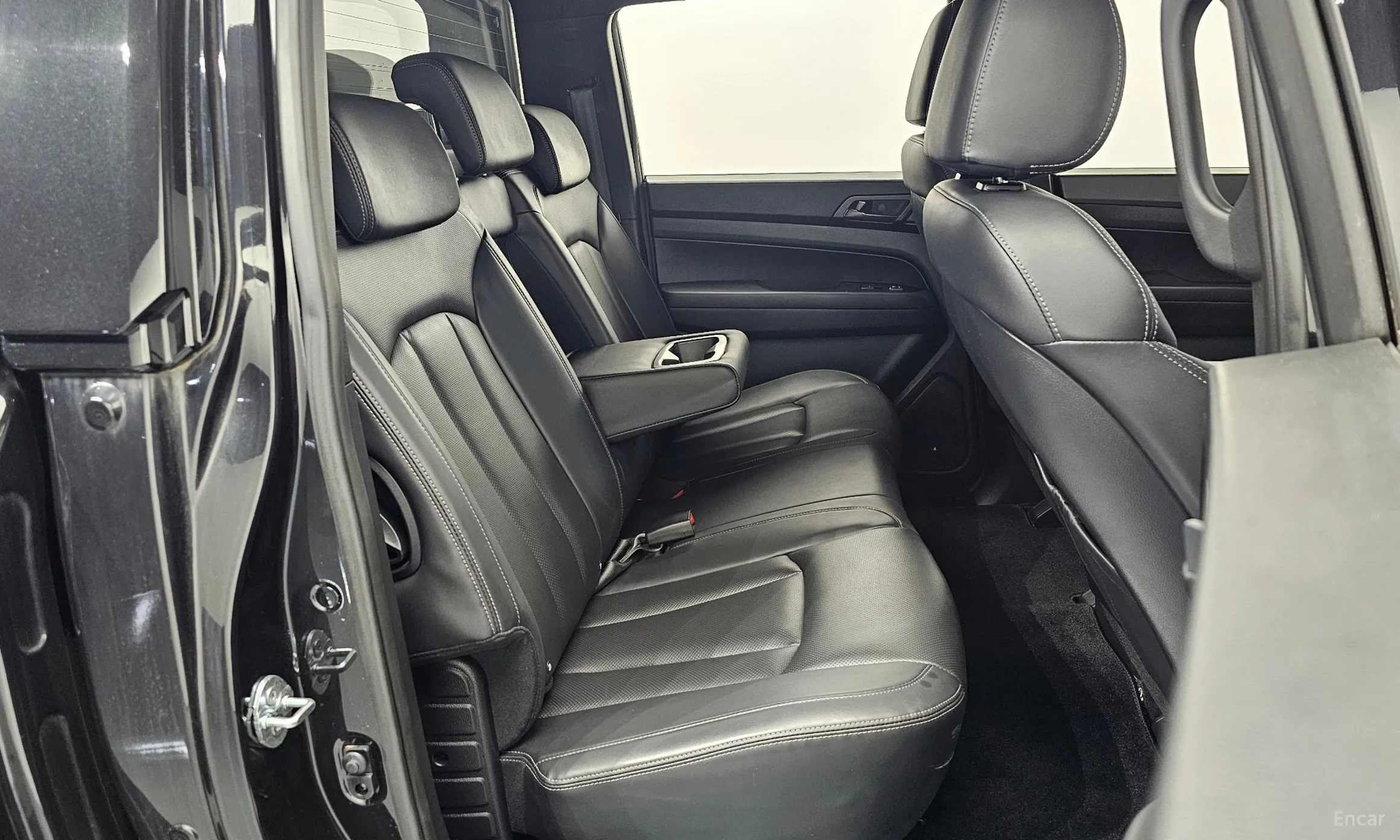 KG Mobility (SsangYong) Rexton Sports Khan превью 12