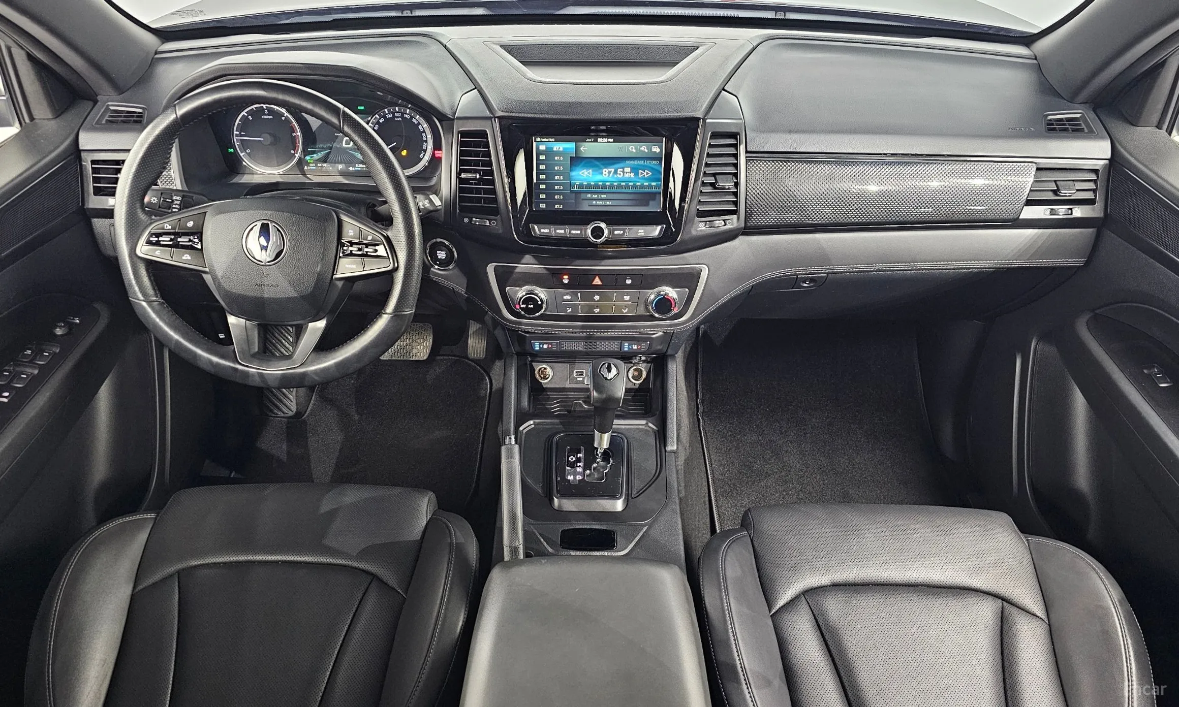 KG Mobility (SsangYong) Rexton Sports Khan превью 7