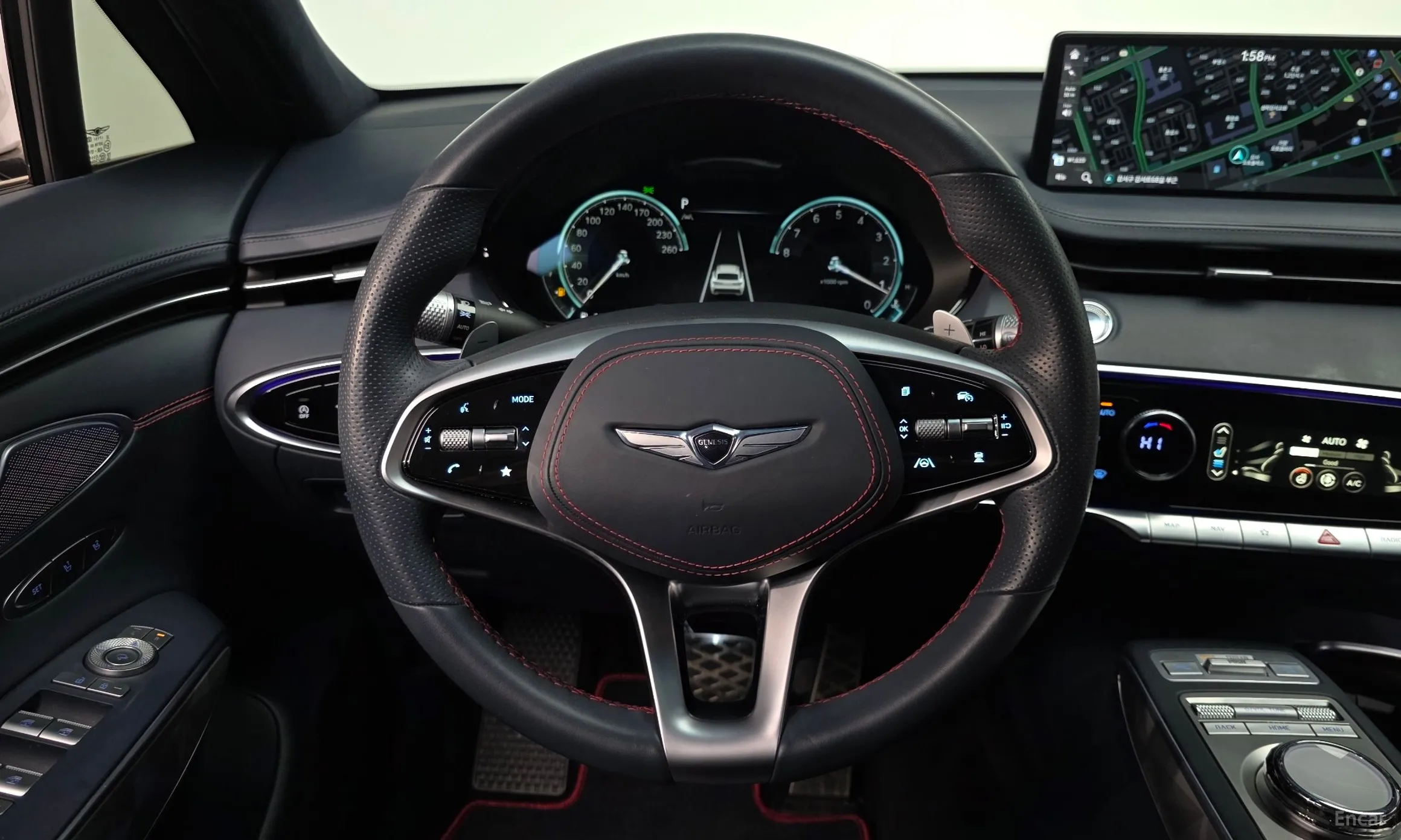 Genesis GV70 превью 13