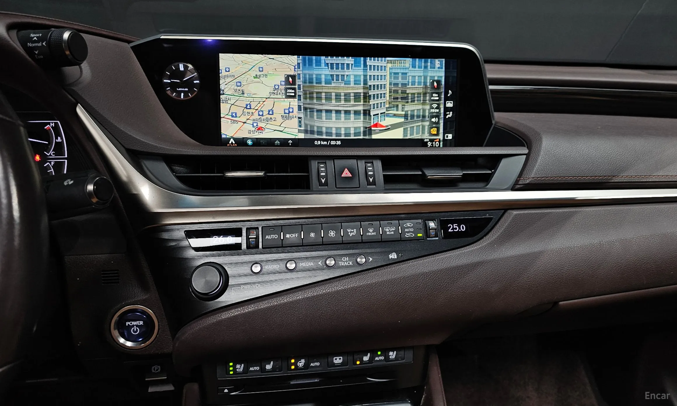 Lexus ES300h 7th Generation превью 14