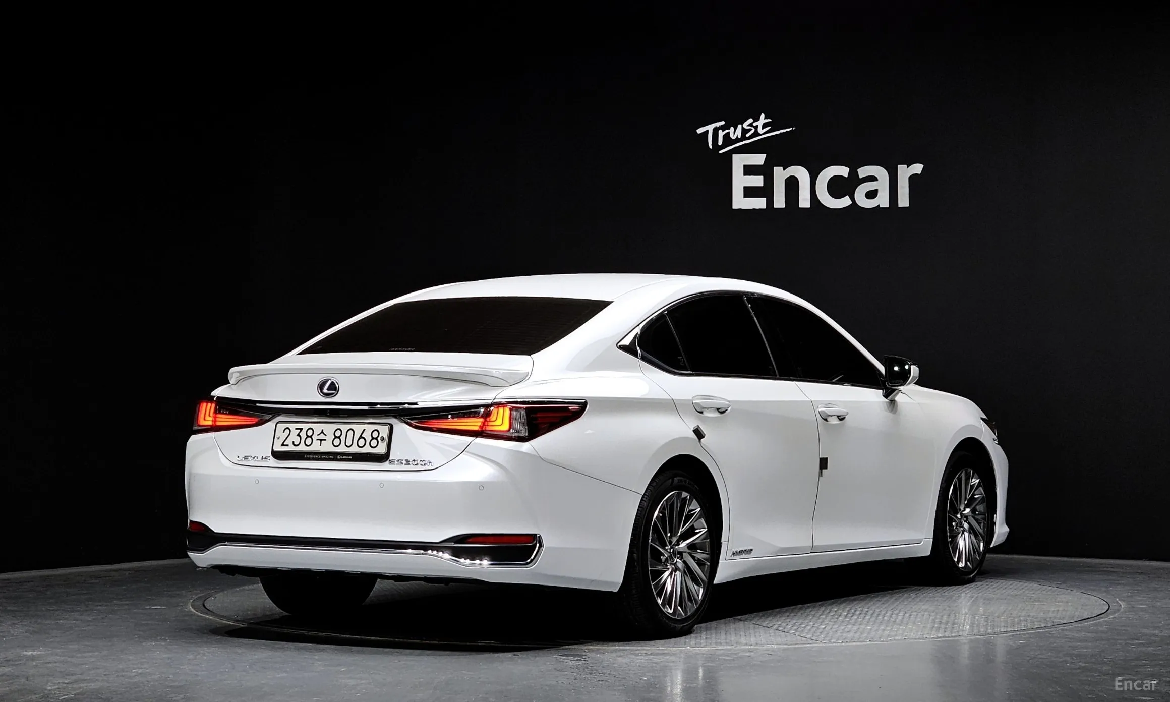 Lexus ES300h 7th Generation