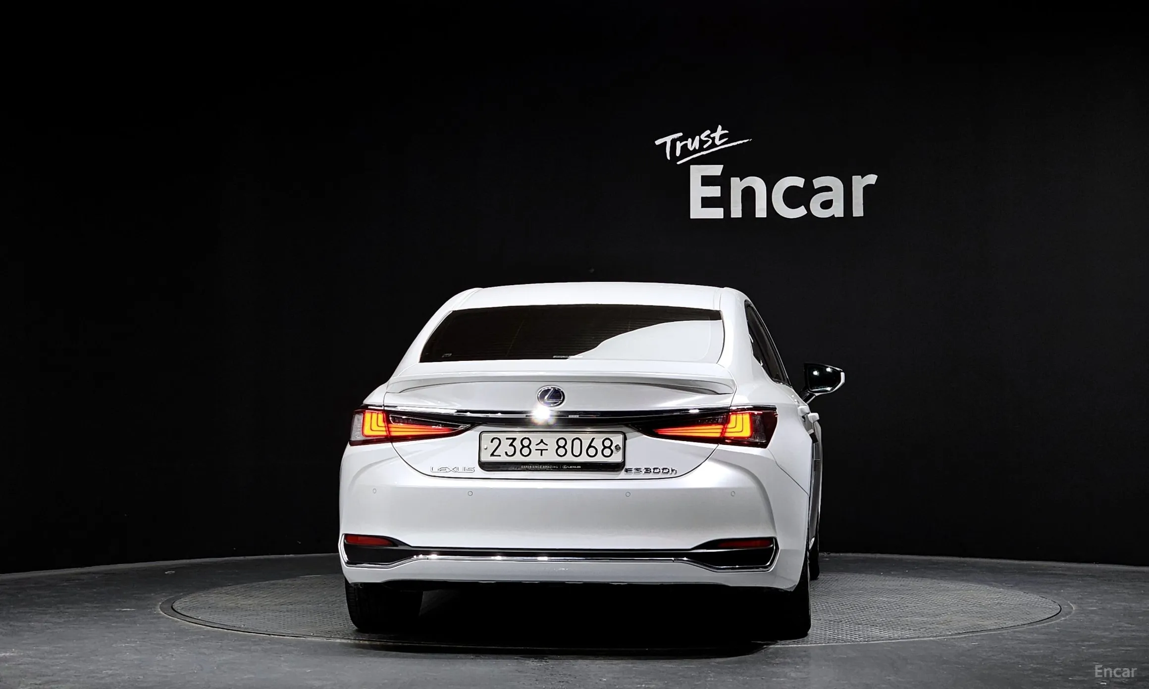 Lexus ES300h 7th Generation превью 4