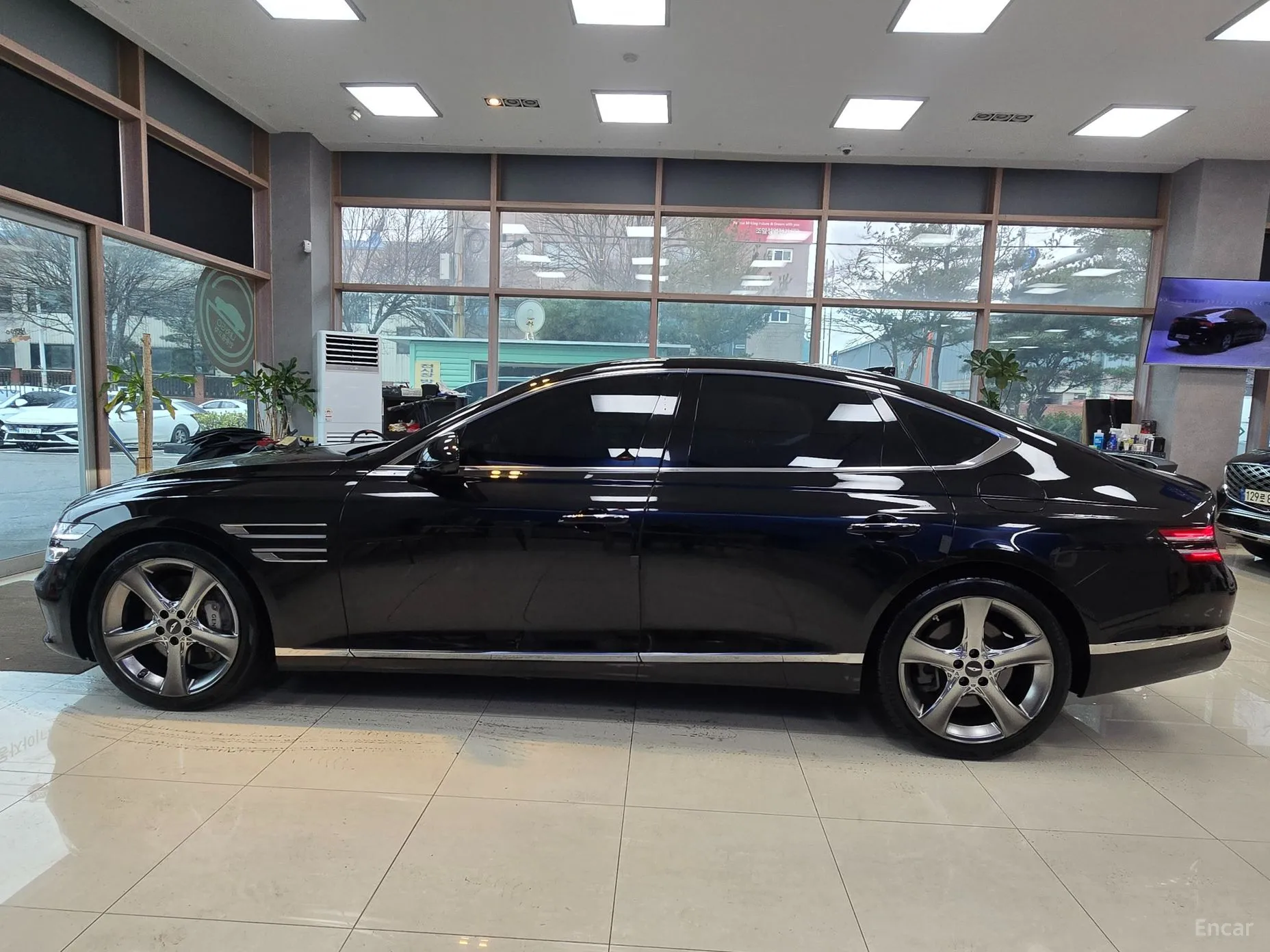 Genesis G80 (RG3) превью 3
