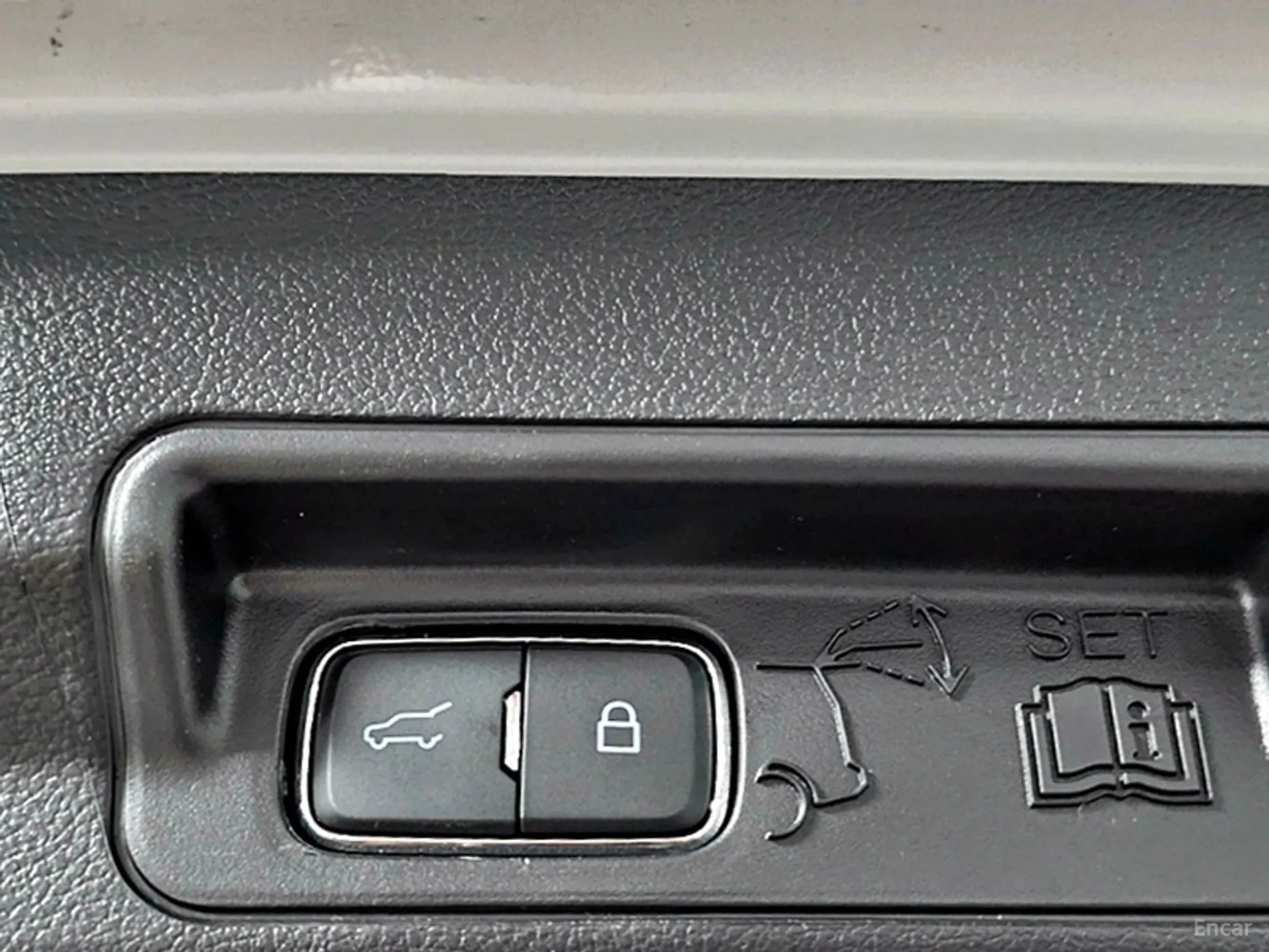 Ford Explorer 6th Generation превью 18