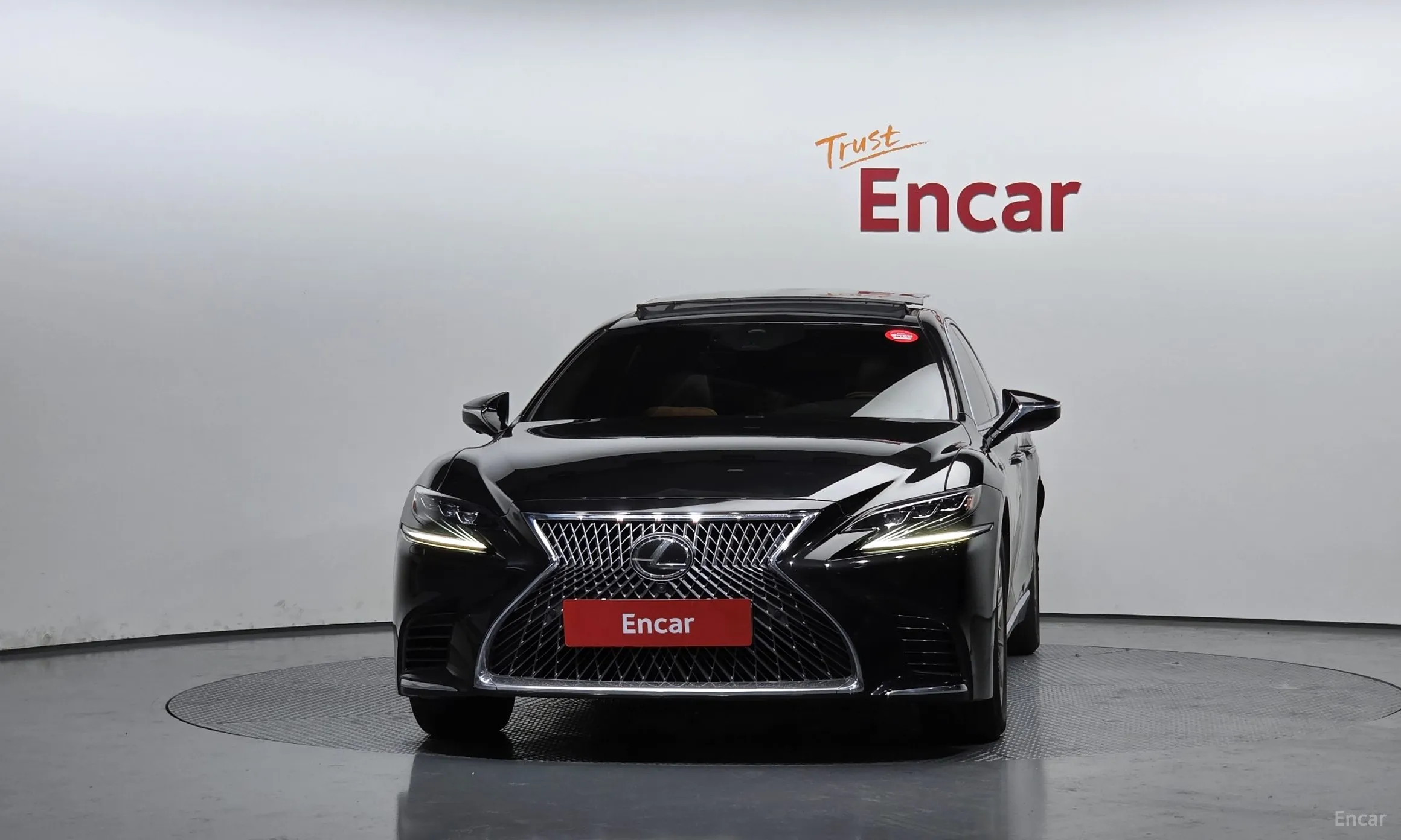 Lexus LS500 5th Generation превью 3