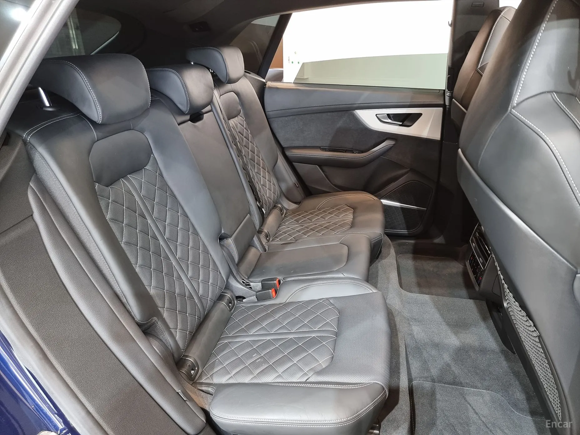 Audi Q8 (4M) превью 12
