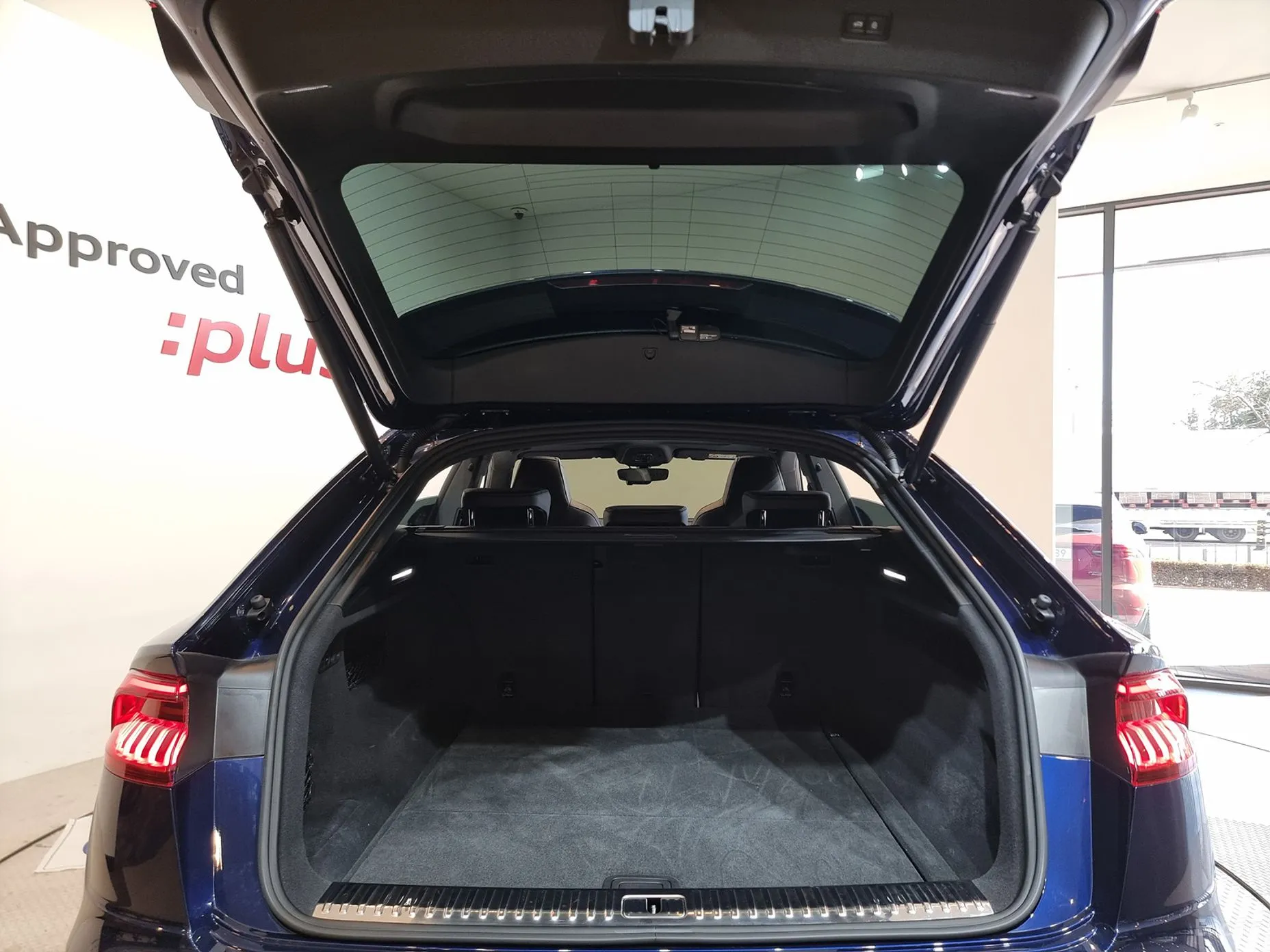 Audi Q8 (4M) превью 13