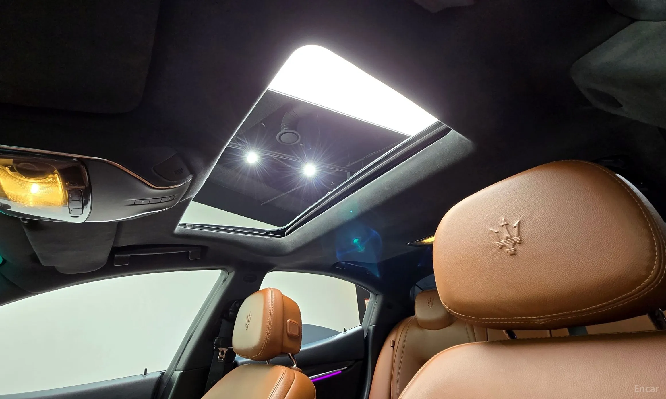 Maserati Ghibli превью 20