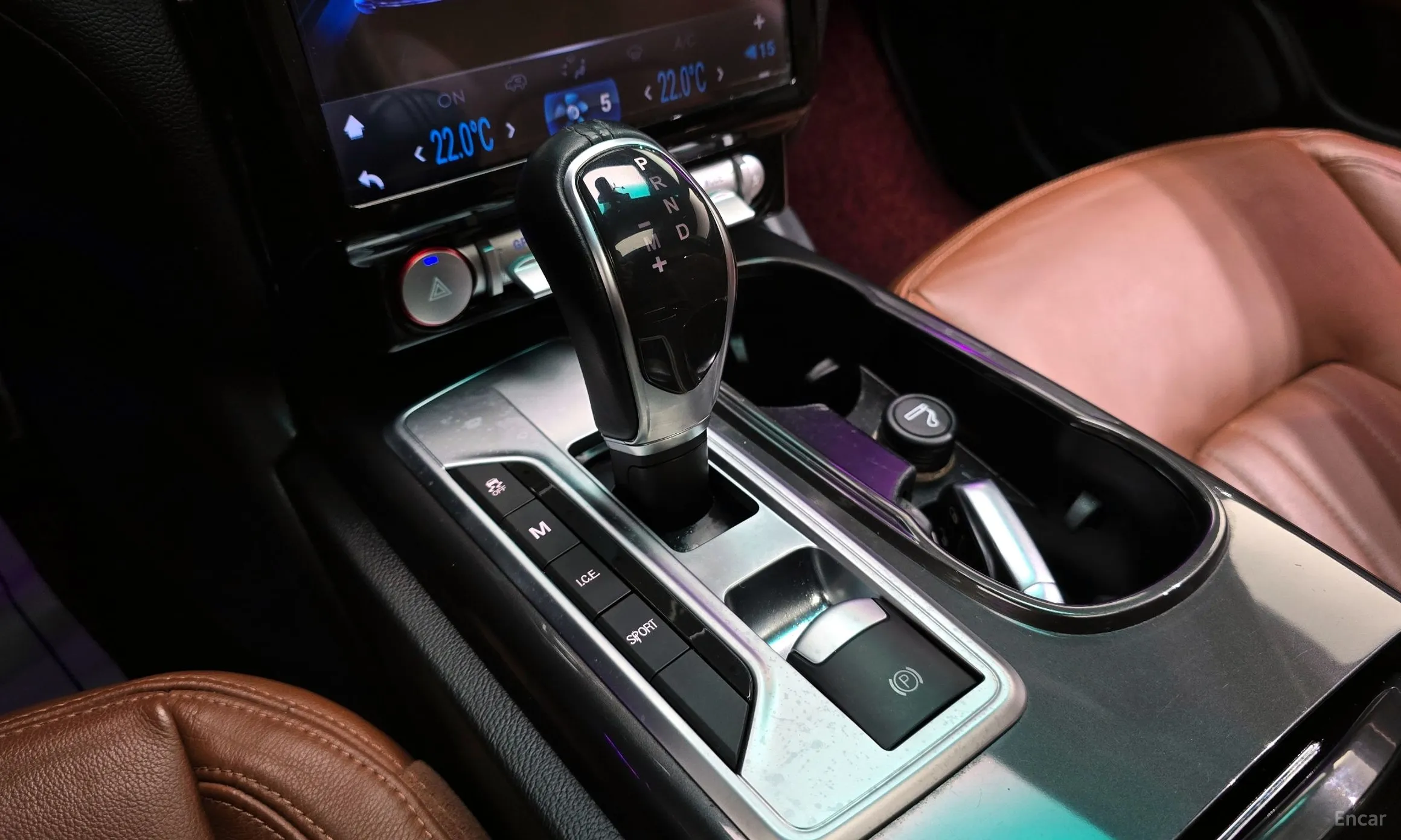 Maserati Ghibli превью 9