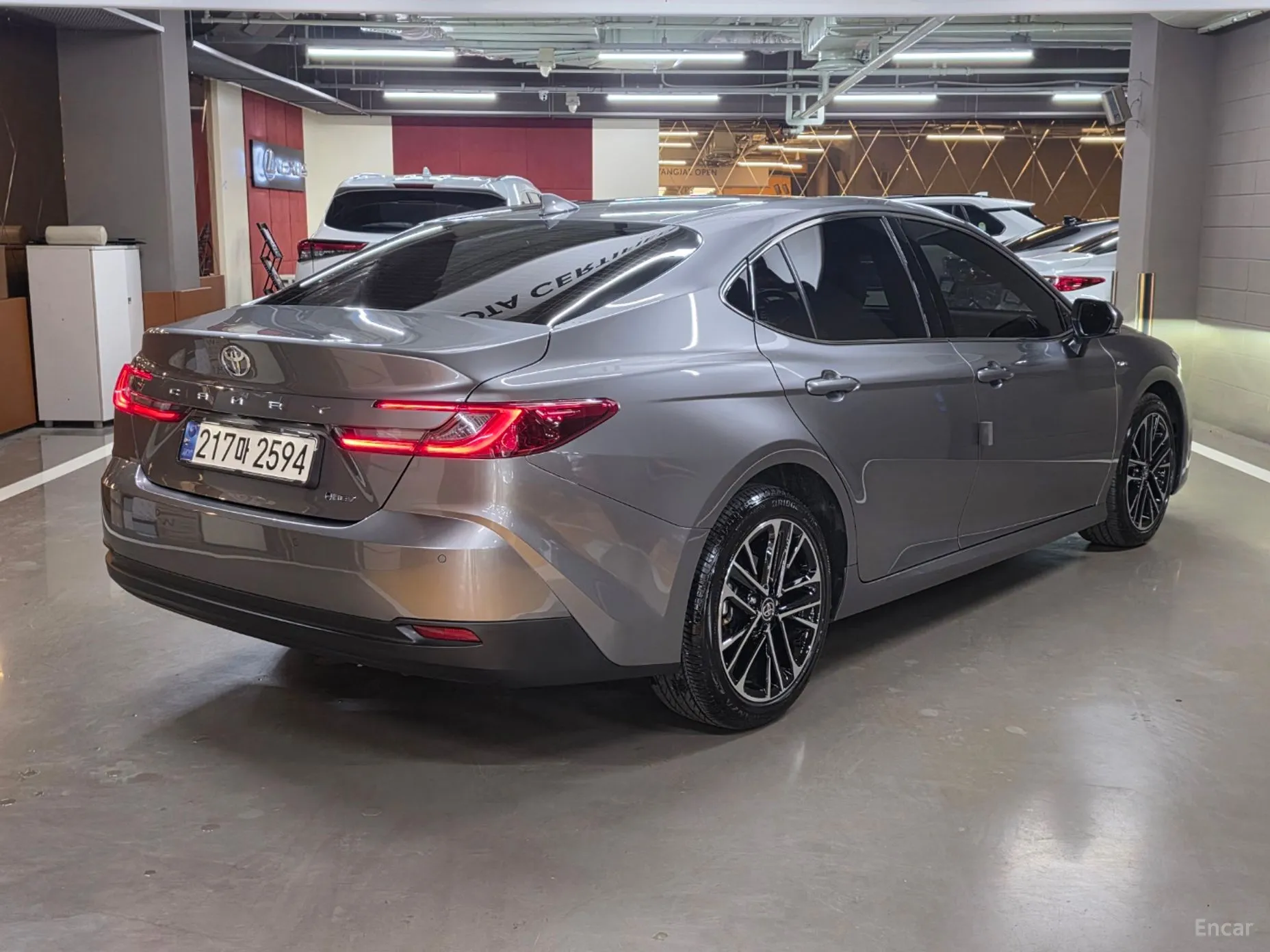 Toyota Camry (XV80) превью 4