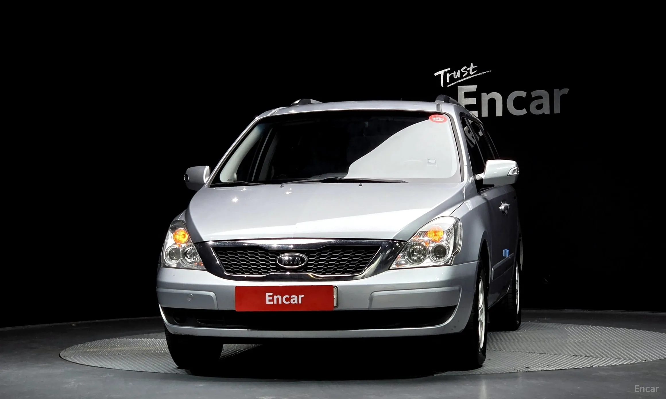 Kia Carnival R превью 3