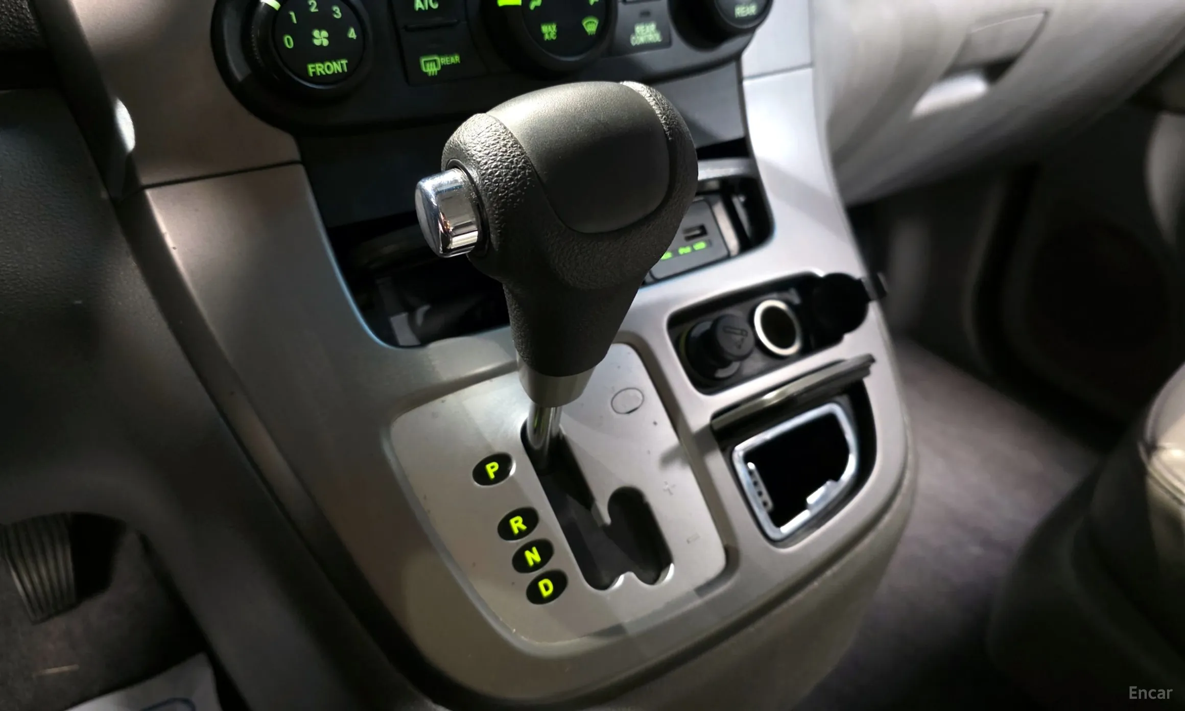Kia Carnival R превью 9