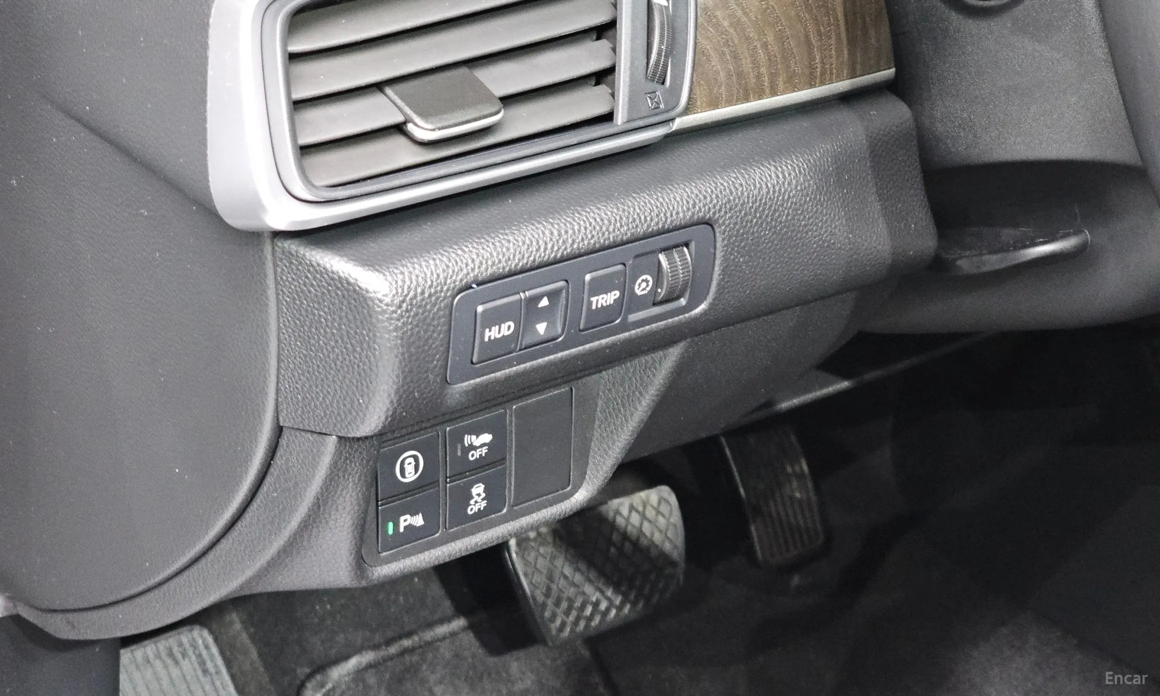 Honda Accord 10th Generation превью 14