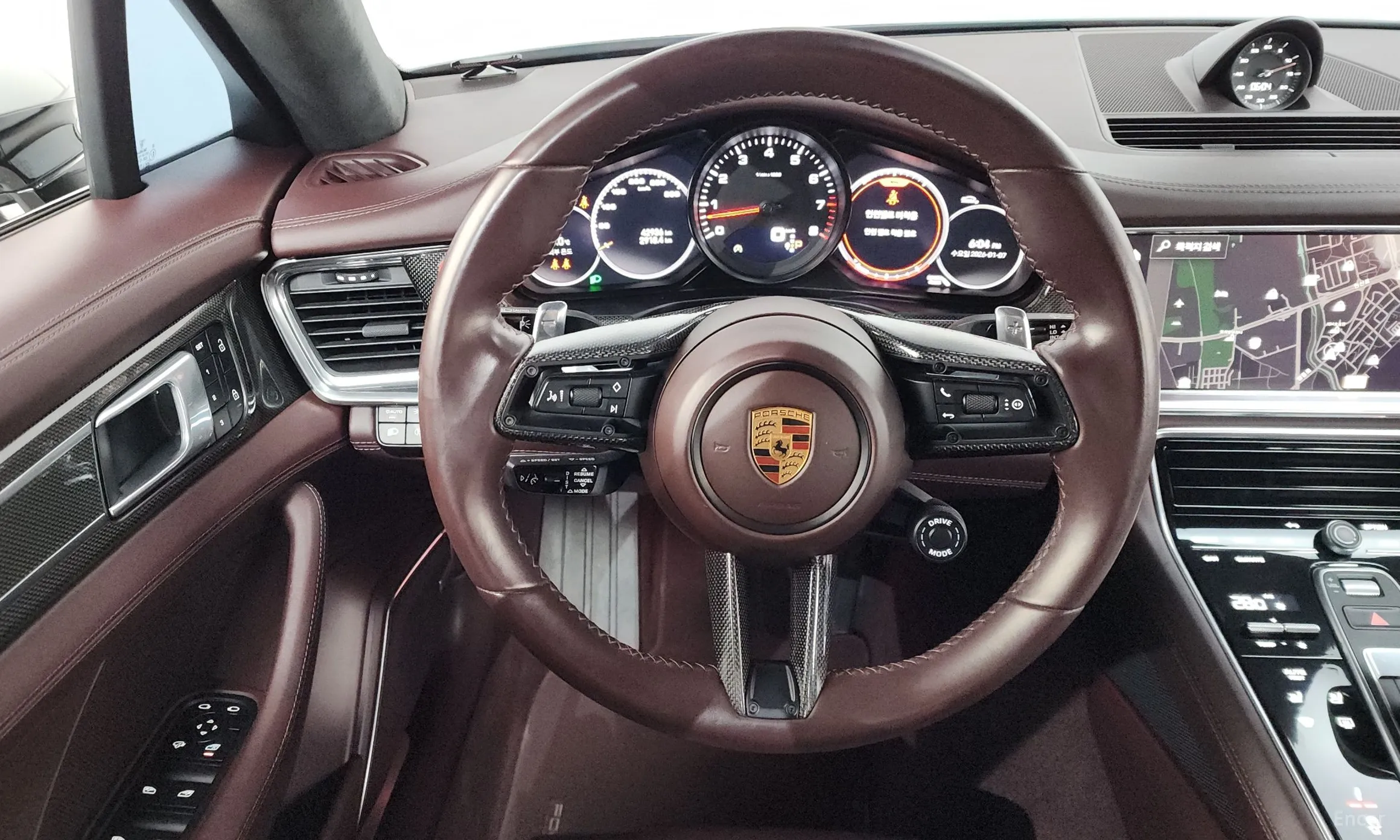 Porsche Panamera (971) превью 13