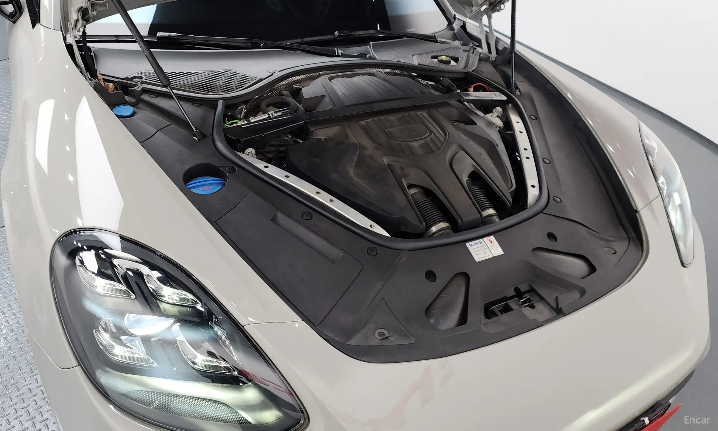 Porsche Panamera (971) превью 6