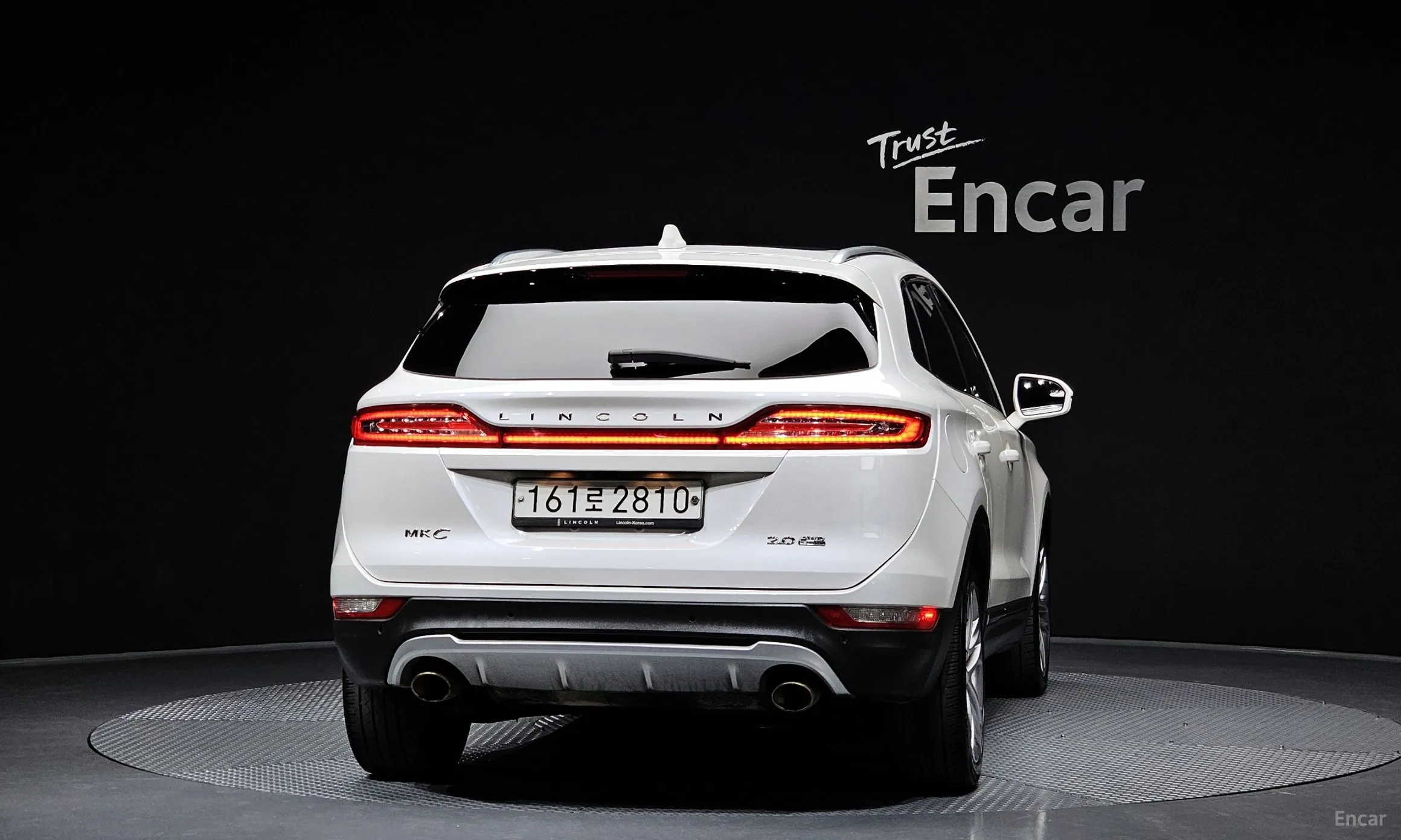 Lincoln MKC превью 4