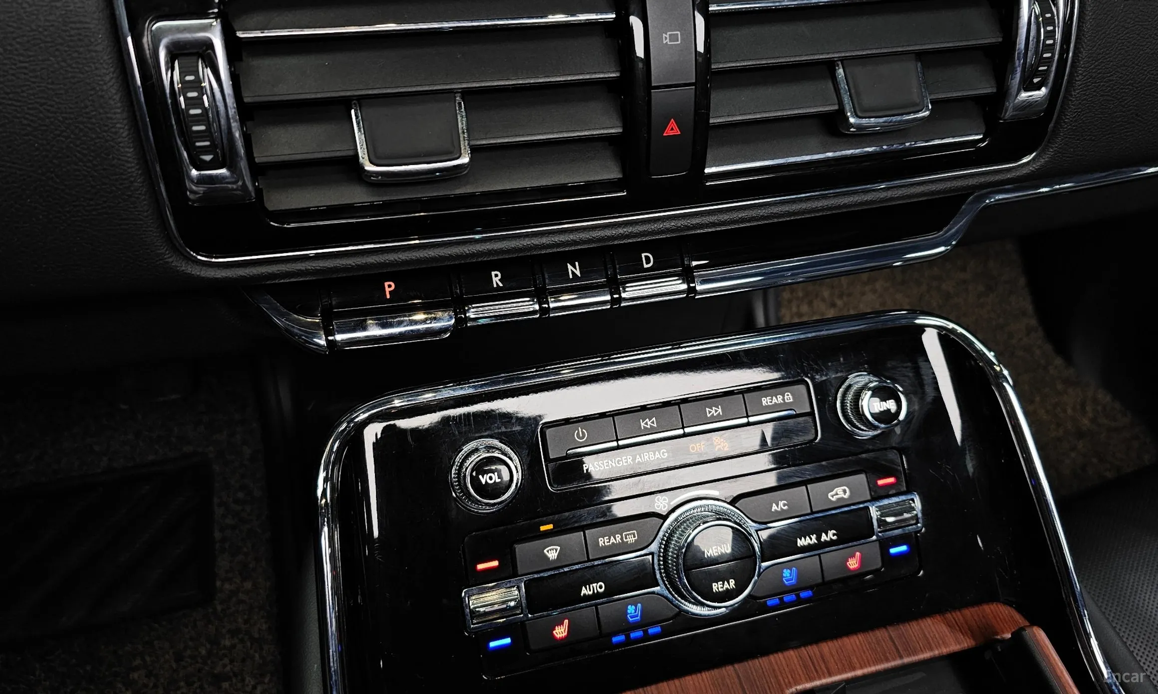Lincoln Navigator 4th generation превью 9